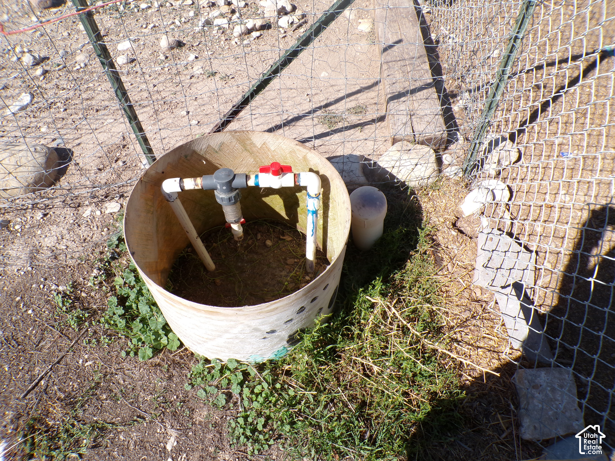 main property photo 9