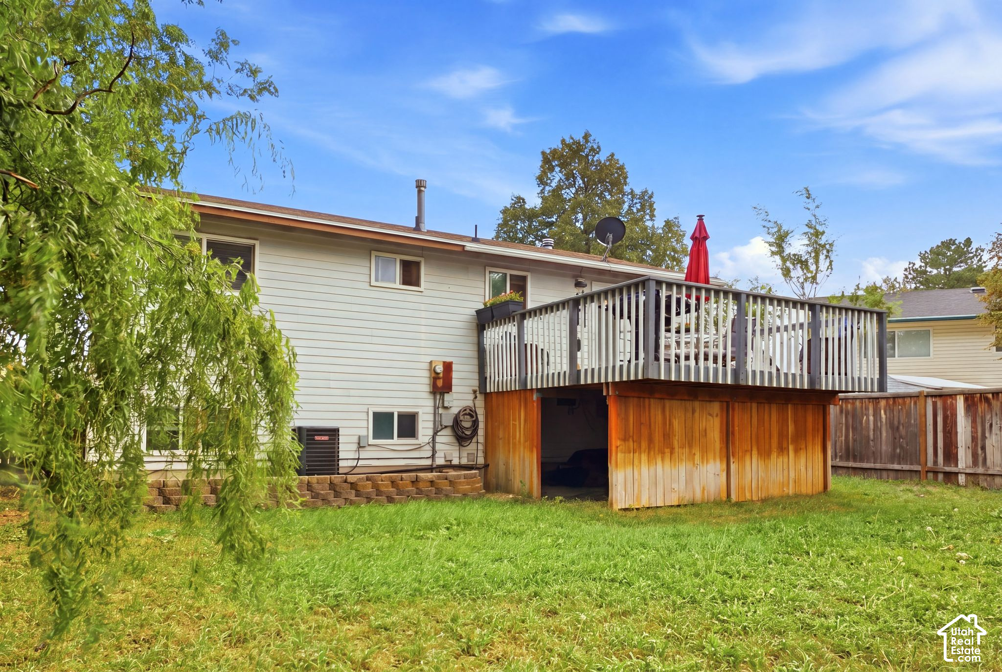 main property photo 26
