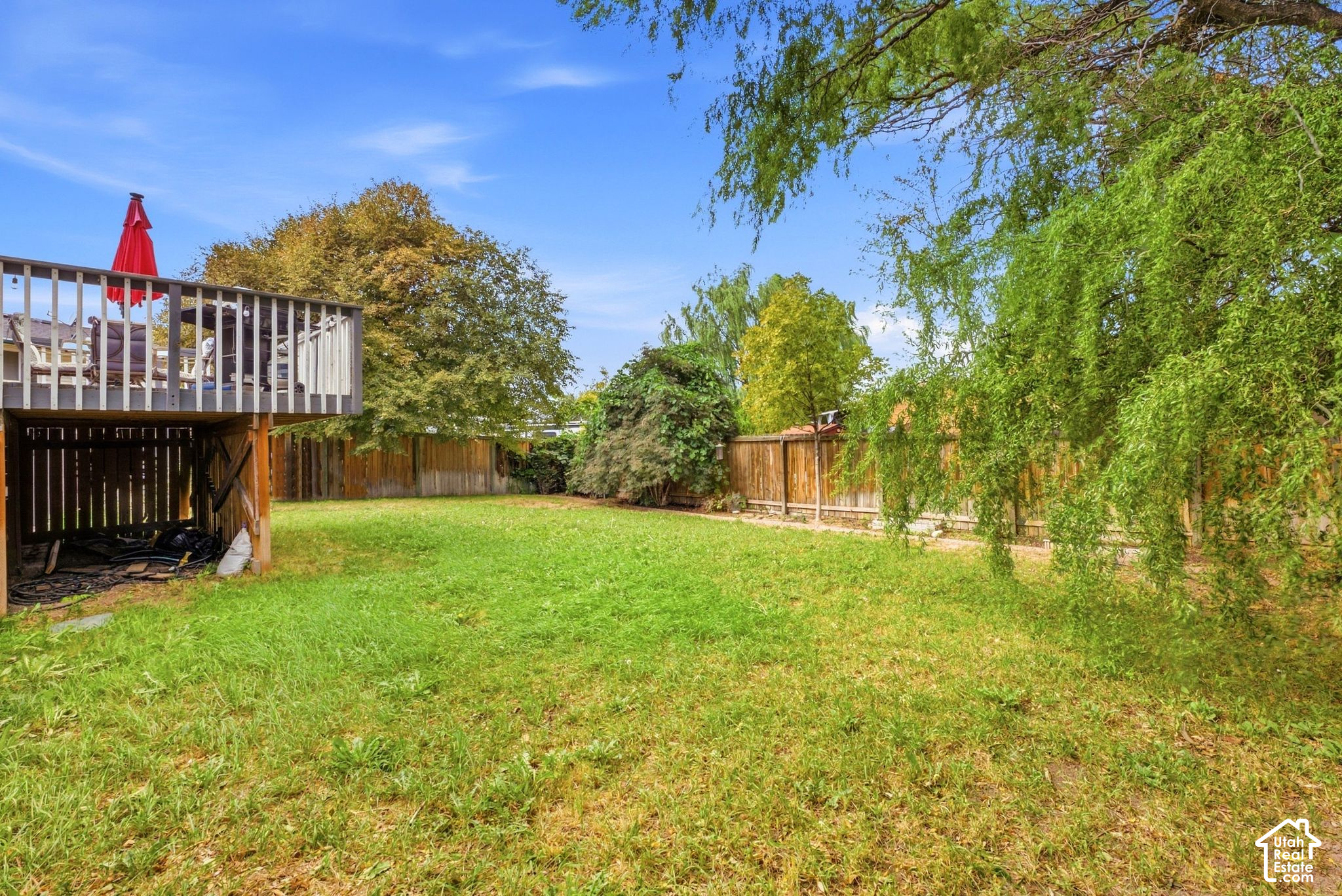 main property photo 27