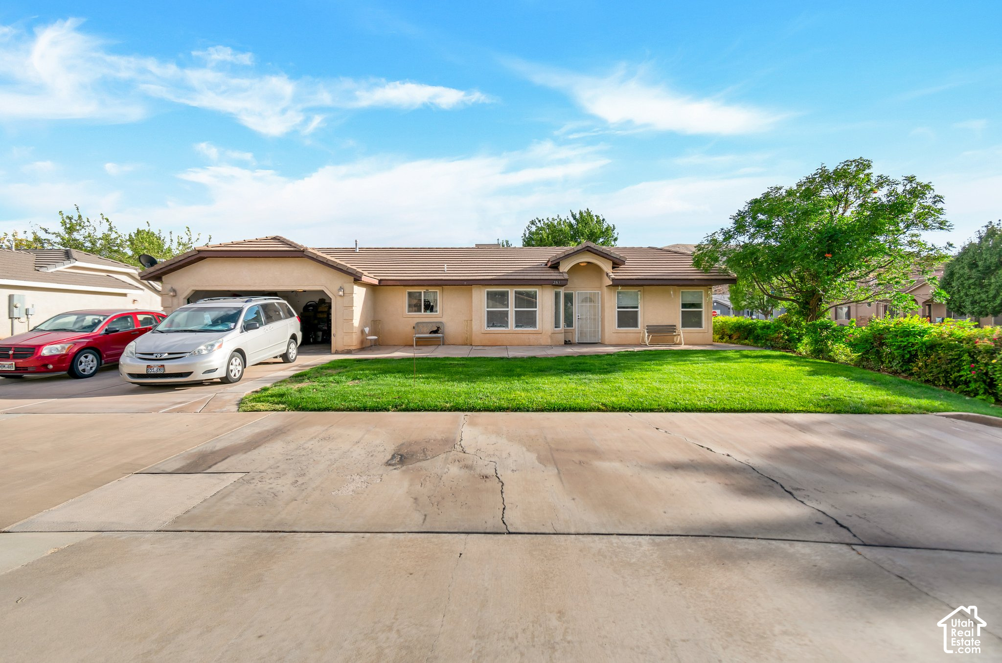 main property photo 30