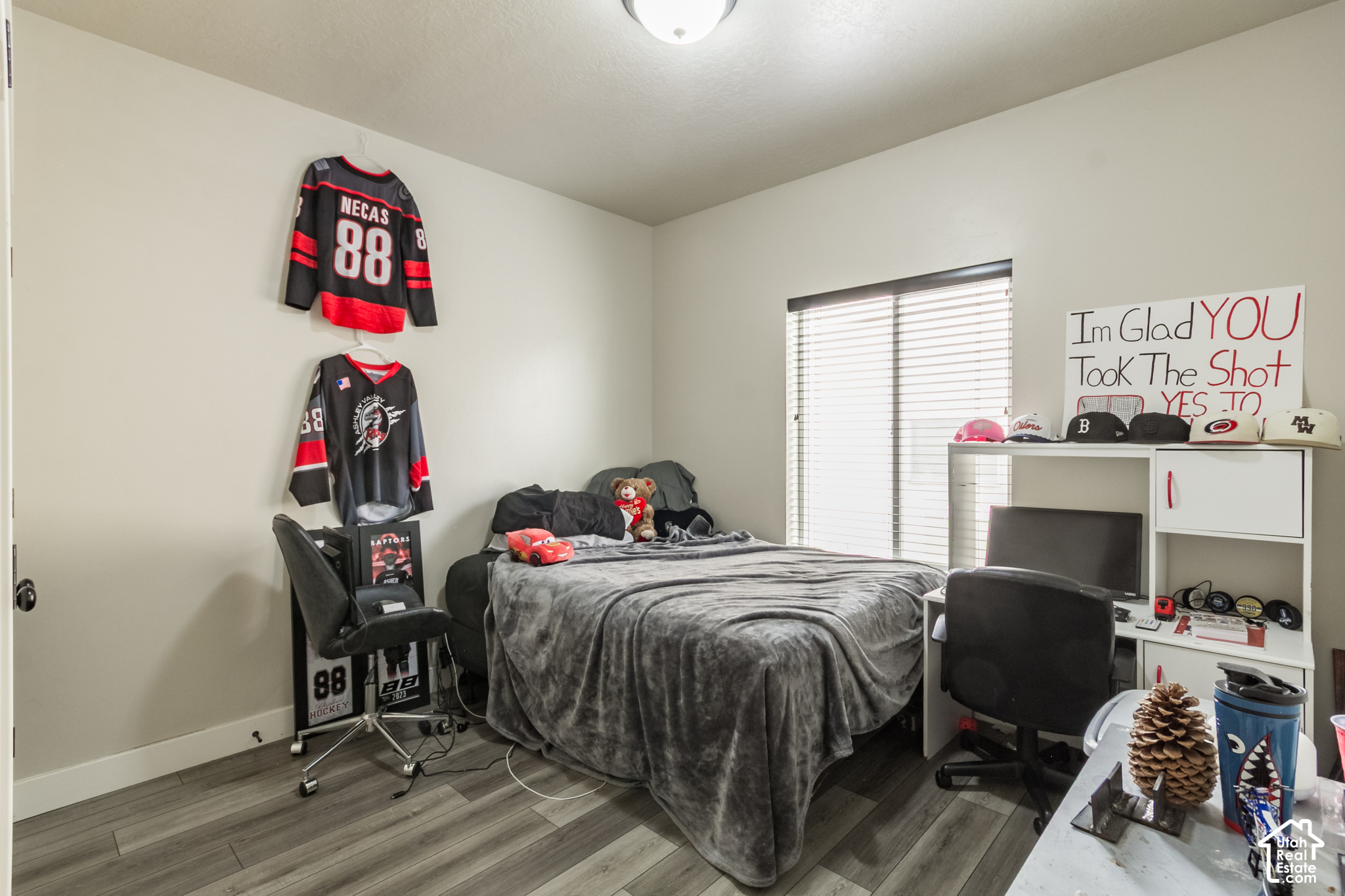 main property photo 19