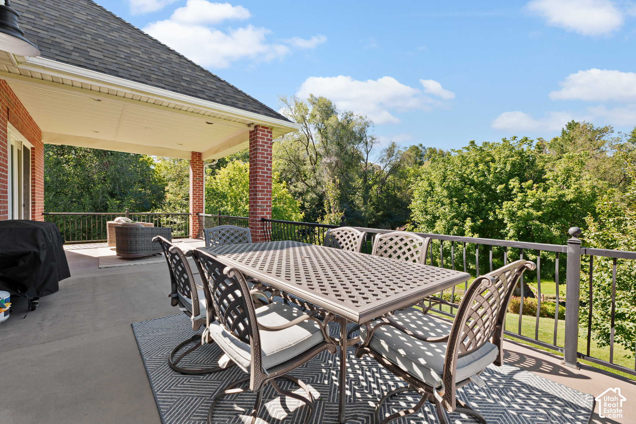 main property photo 70