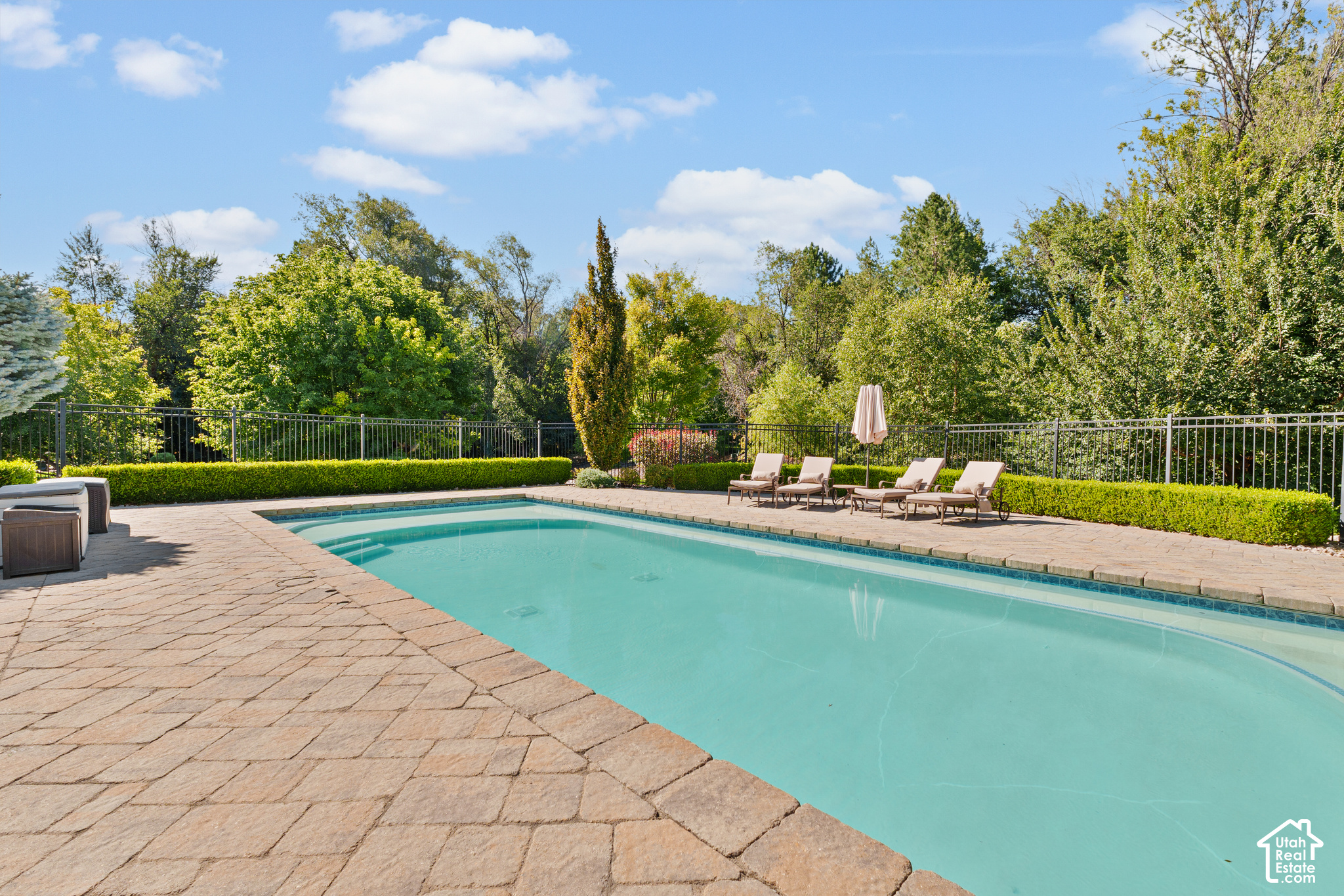 main property photo 80