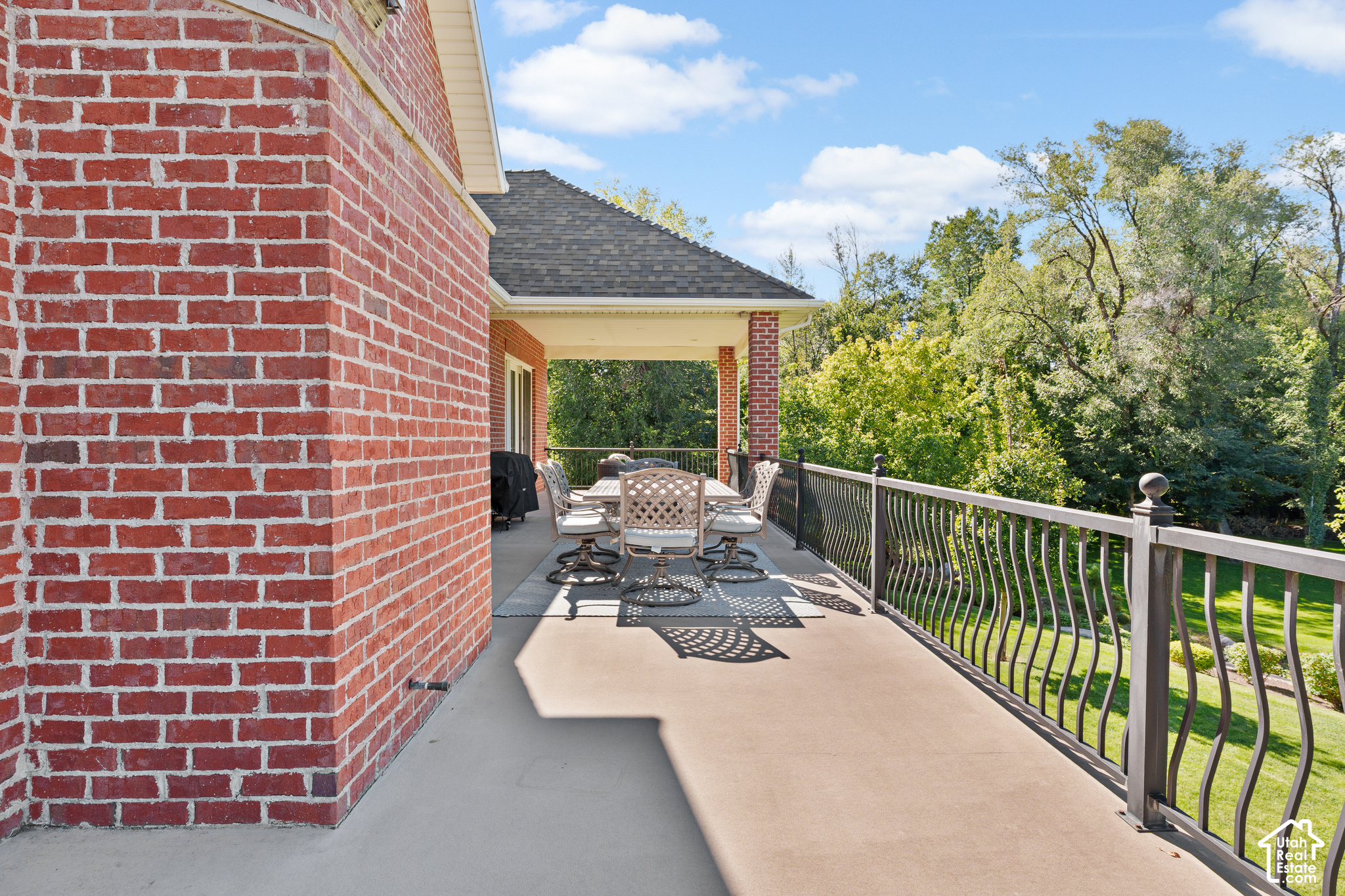 main property photo 81