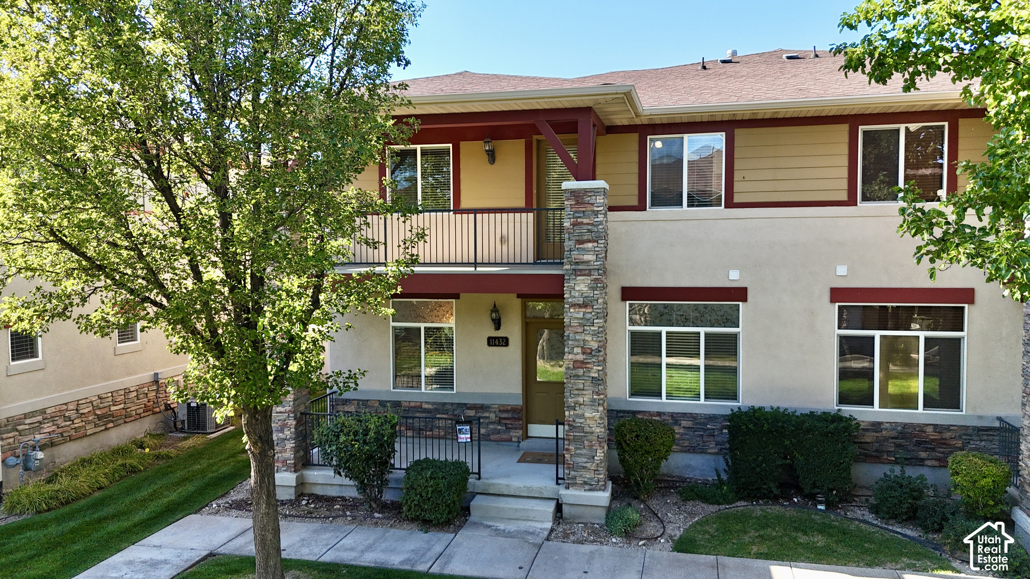 main property photo 79