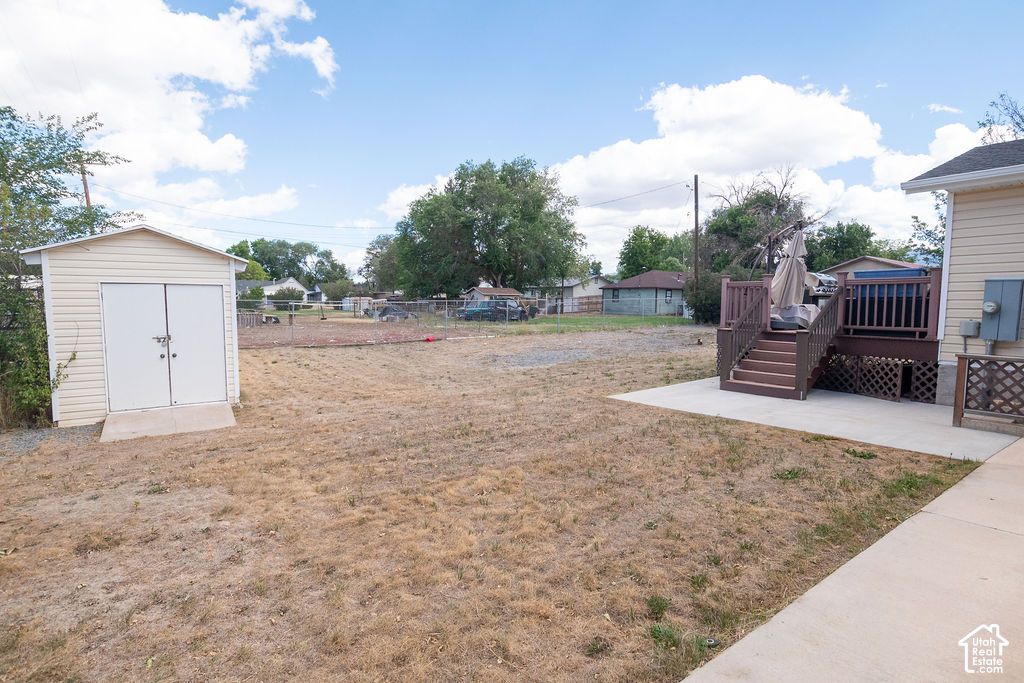 main property photo 37