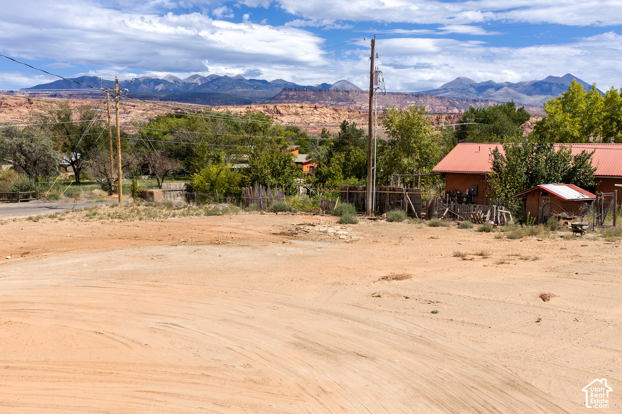 main property photo 14
