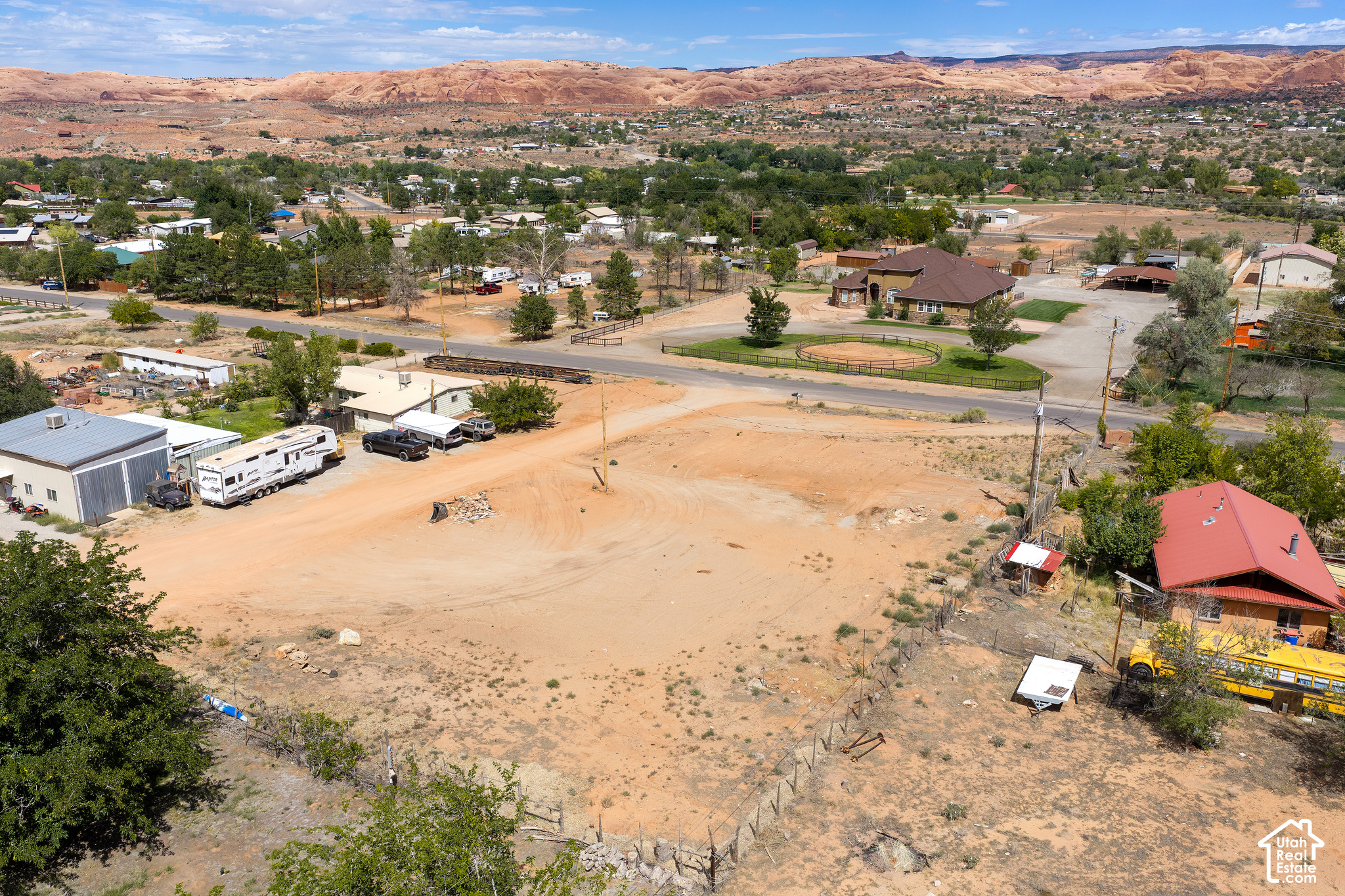 main property photo 22