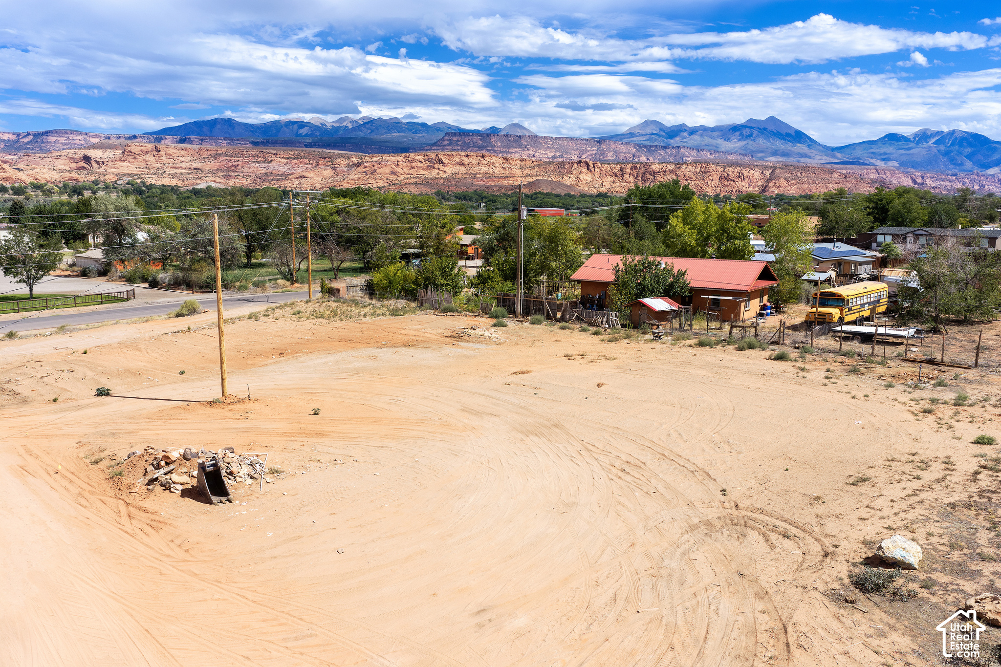 main property photo 4