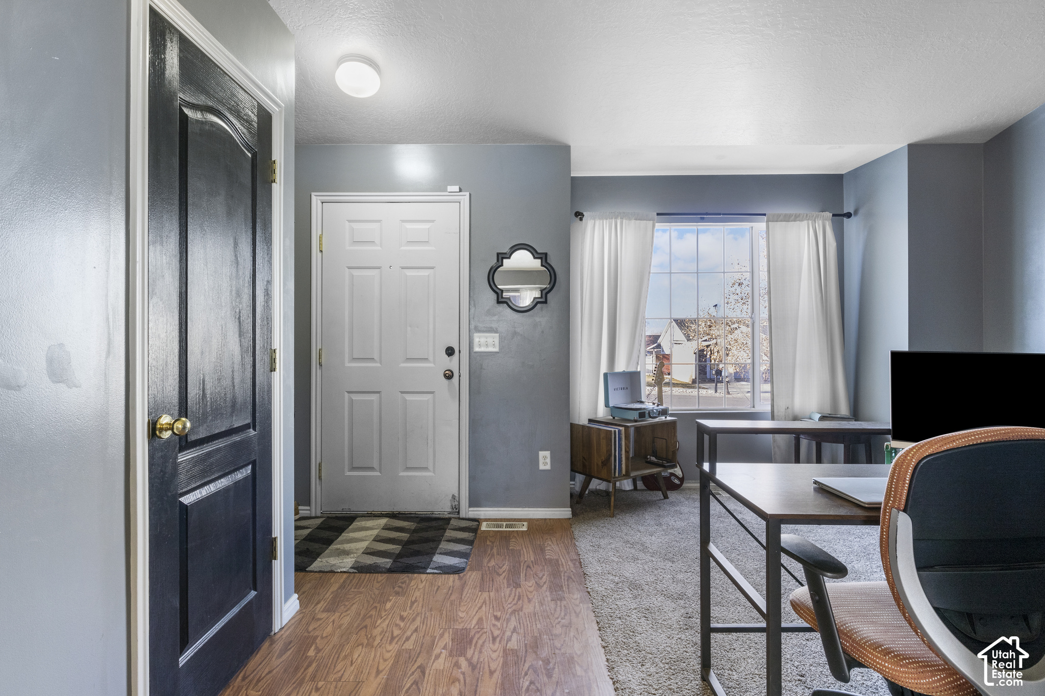 main property photo 16