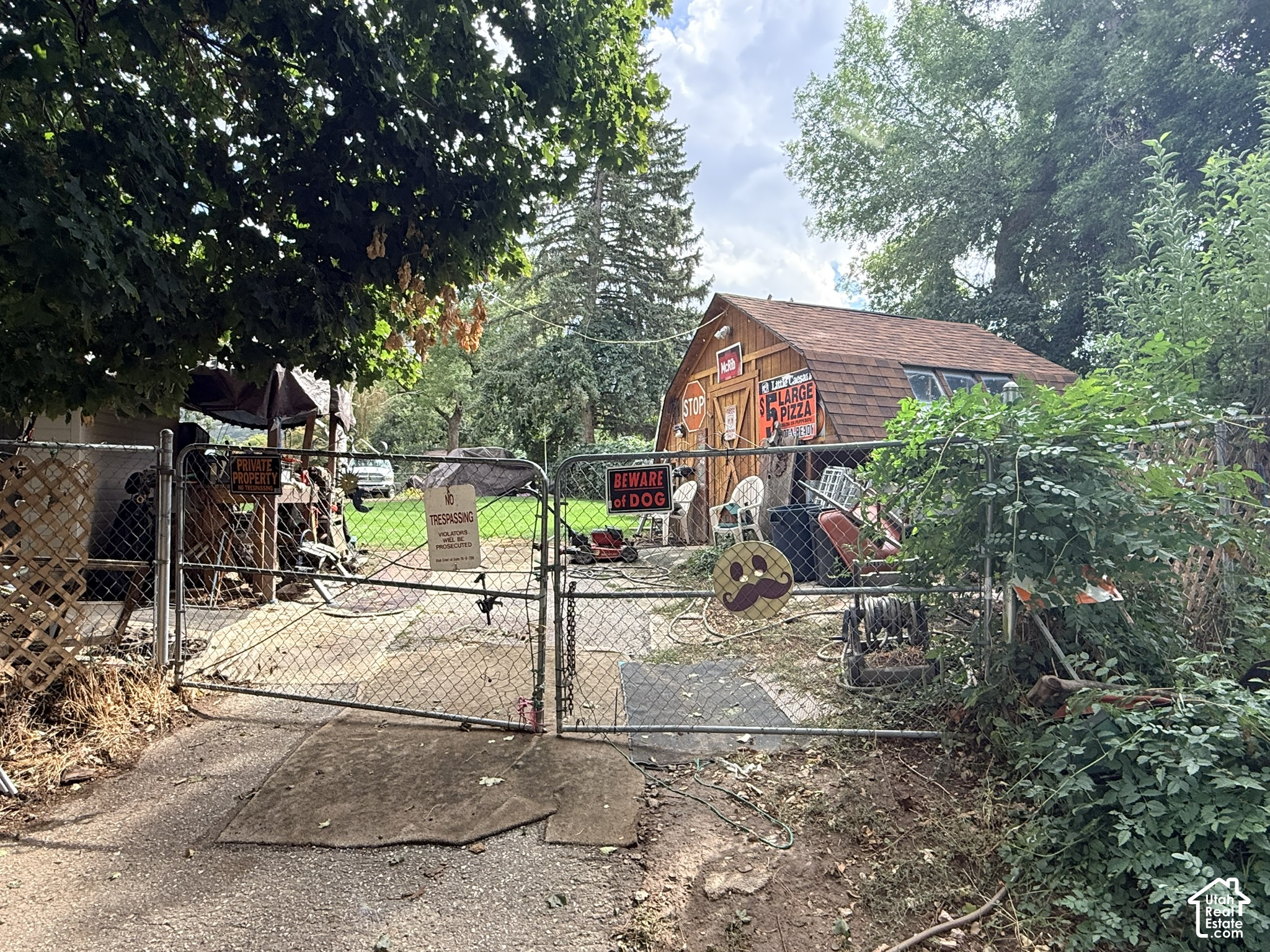 main property photo 19
