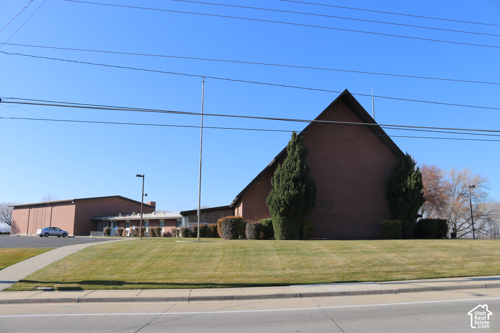 main property photo 5