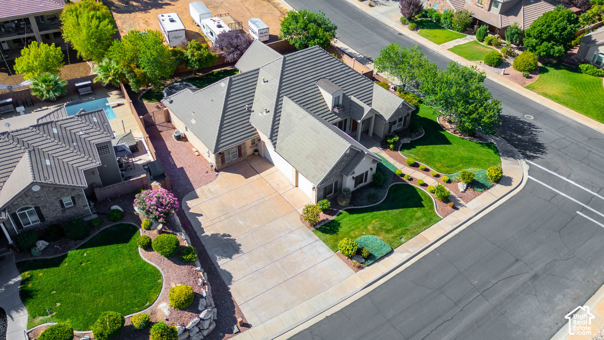 main property photo 73