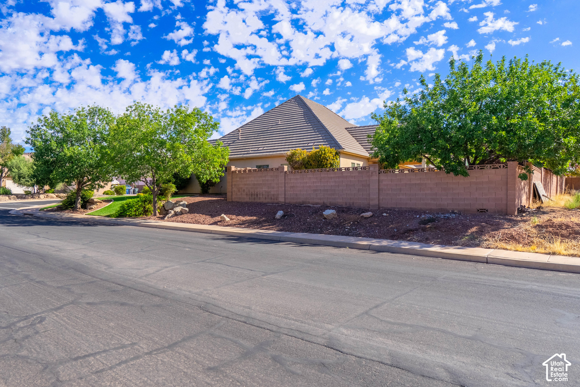 main property photo 76