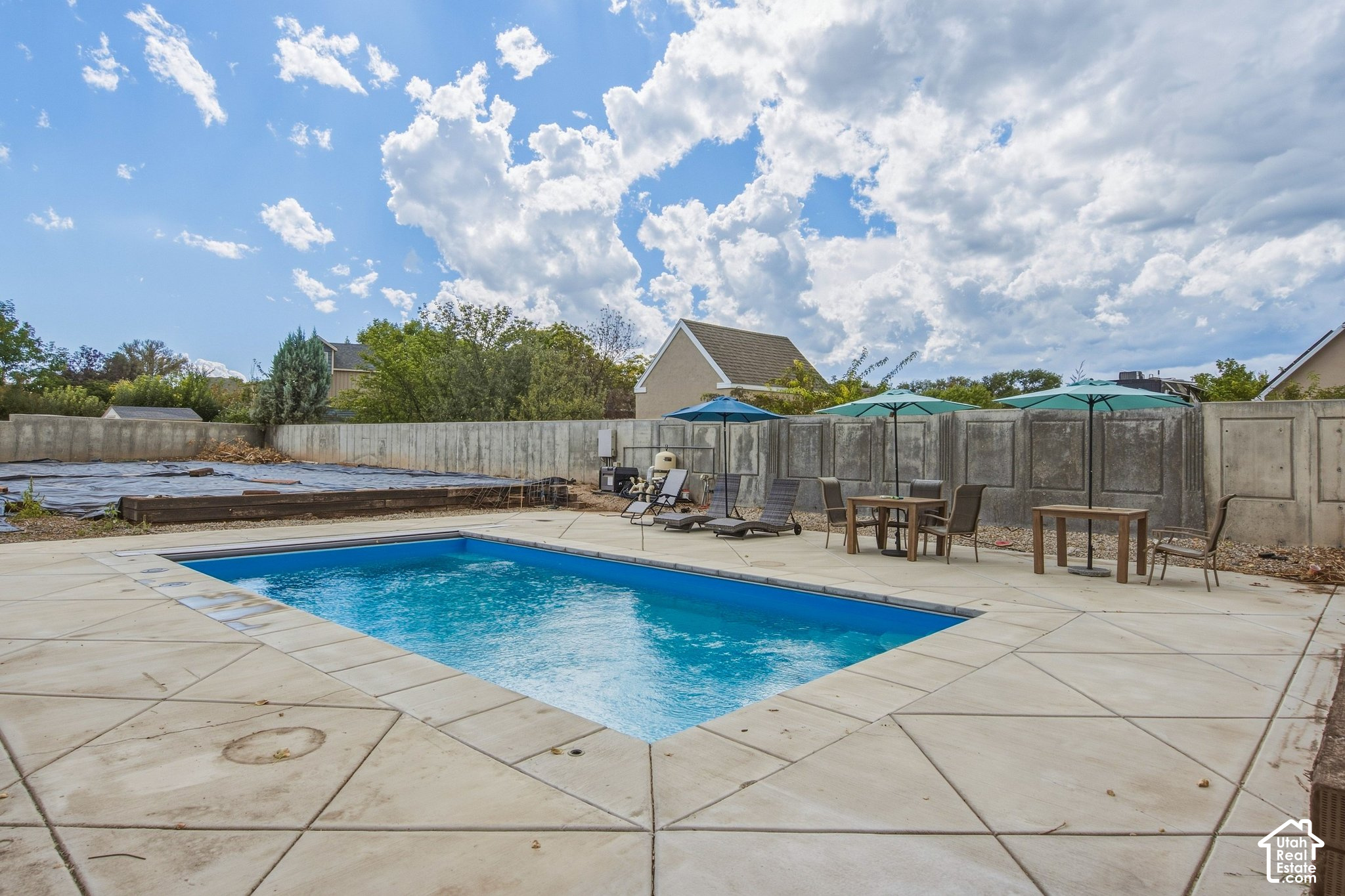 main property photo 76