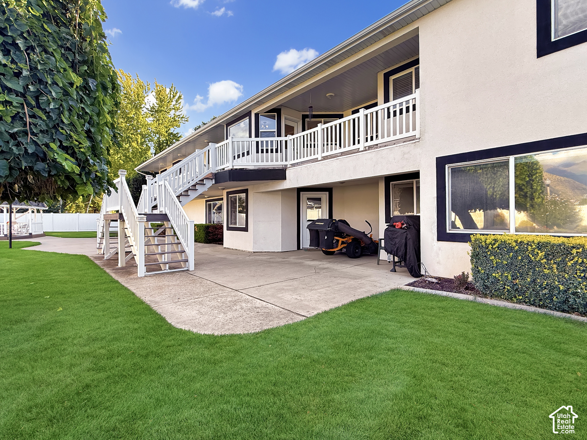 main property photo 70
