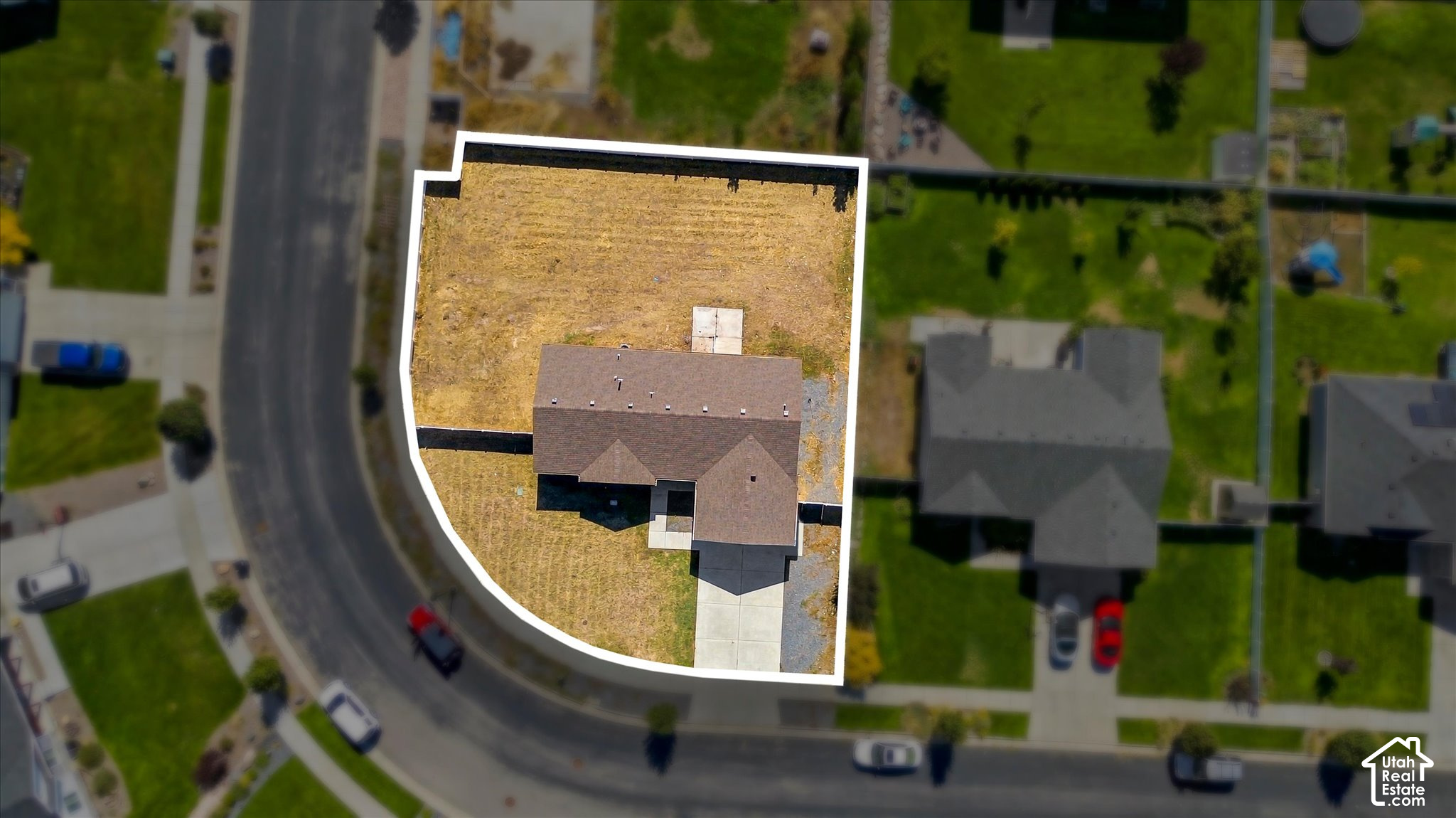 main property photo 46