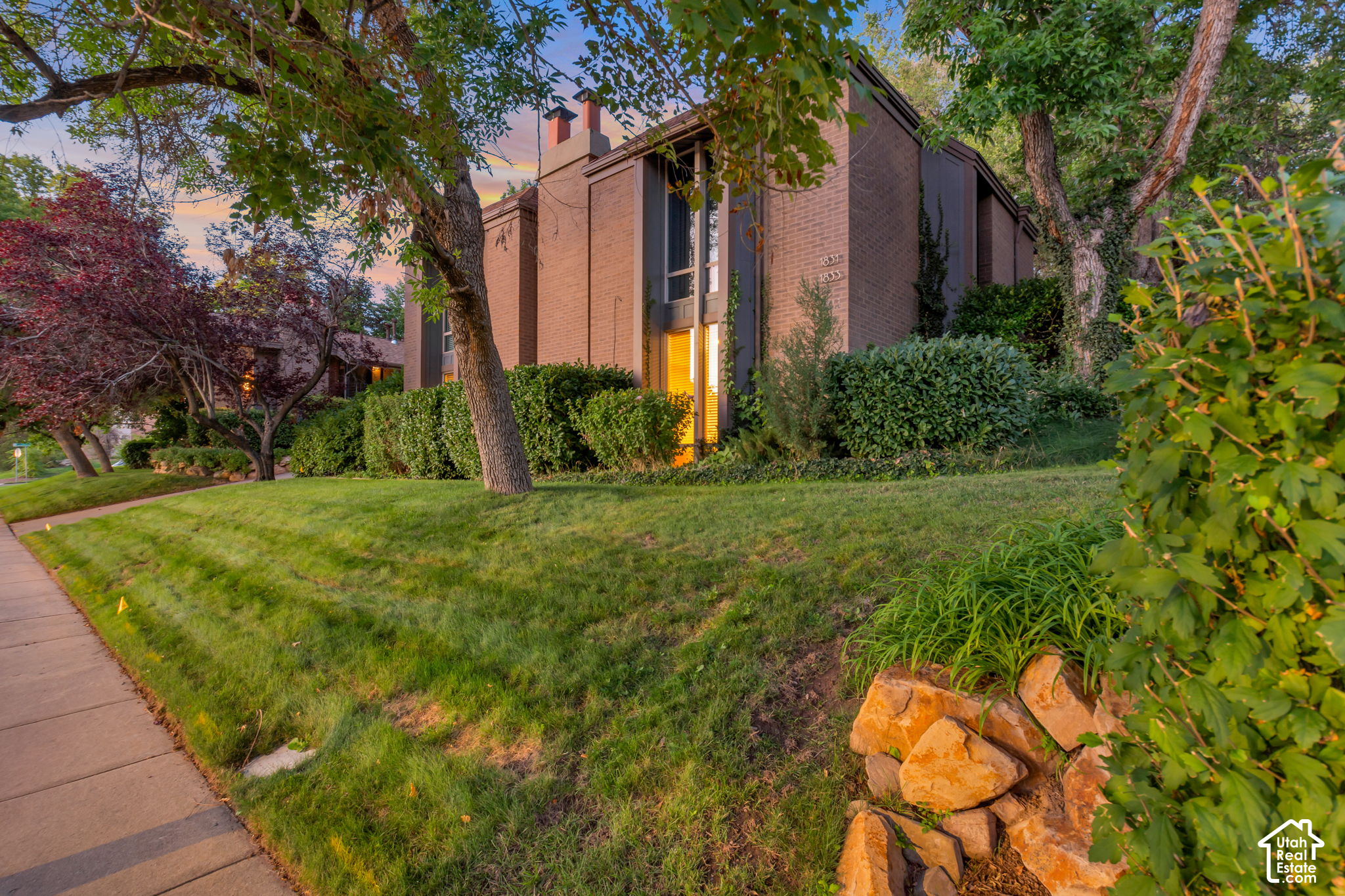 main property photo 19