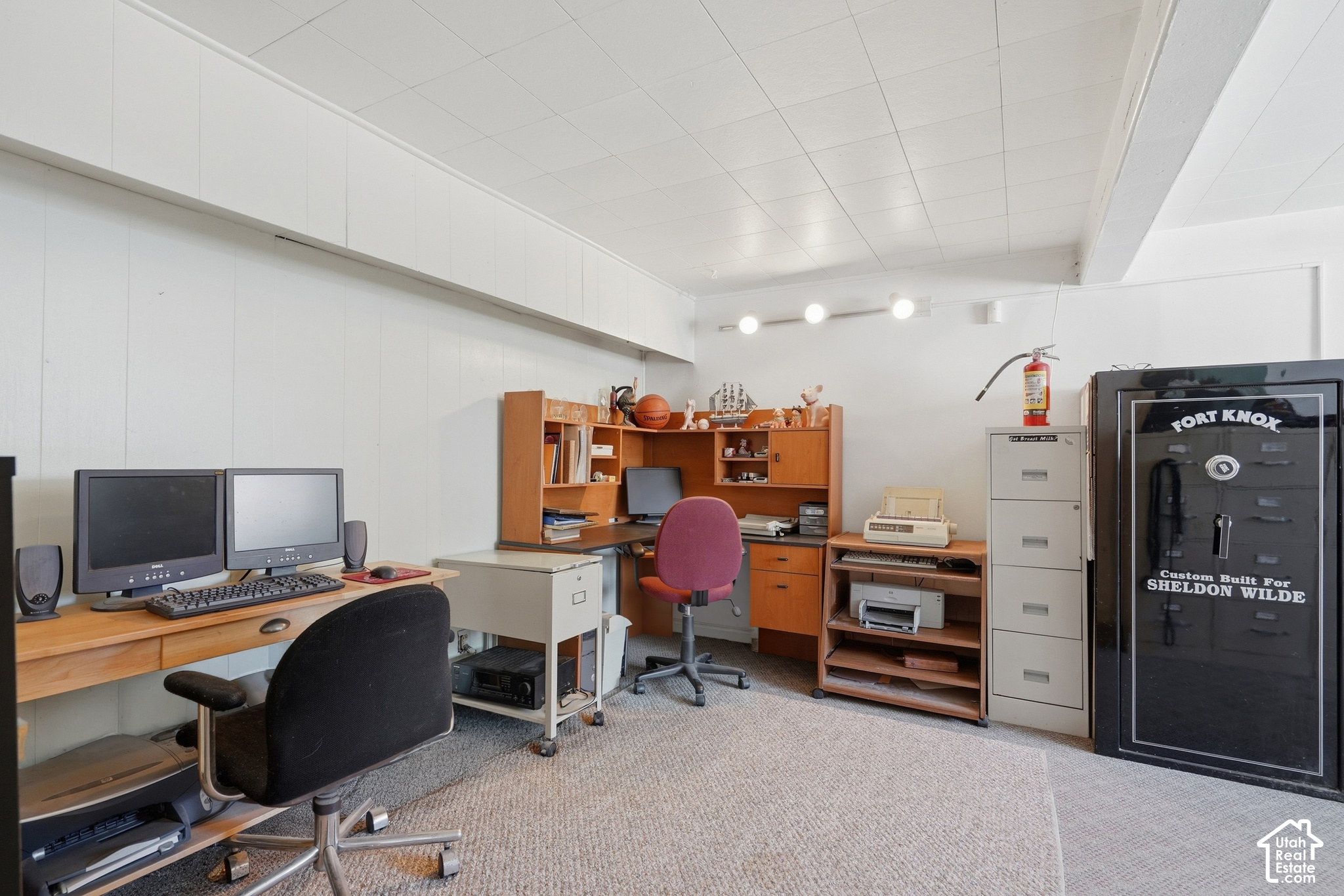 main property photo 23