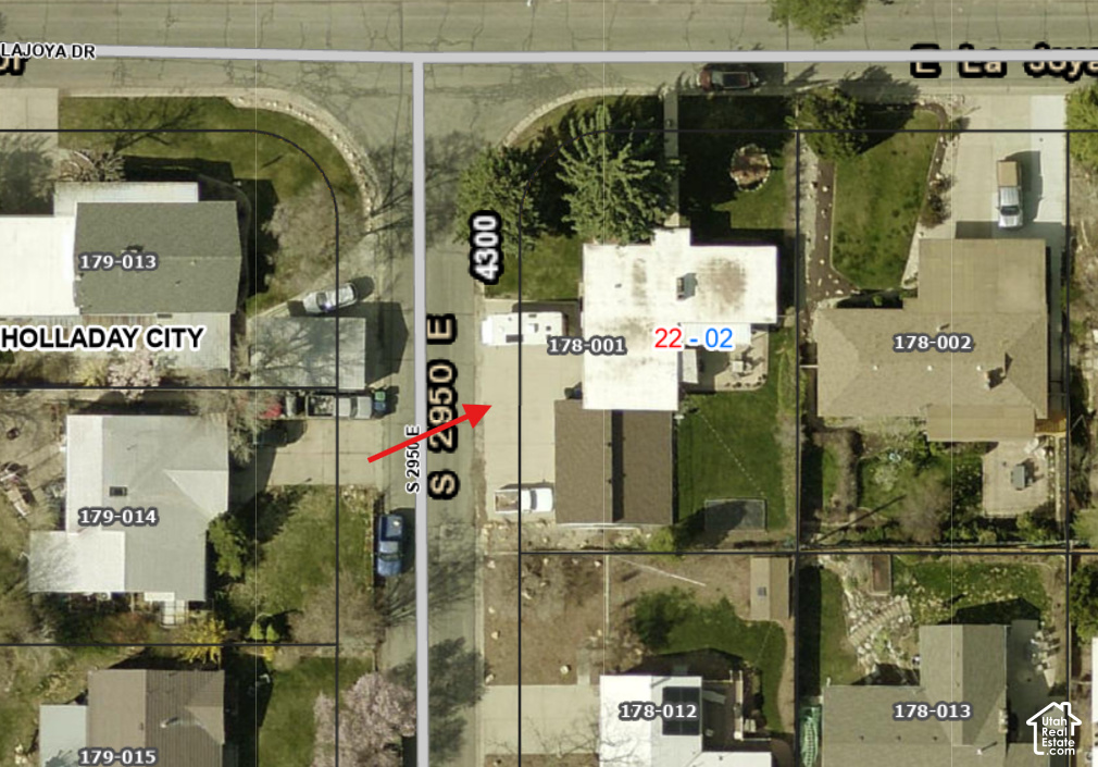 main property photo 33