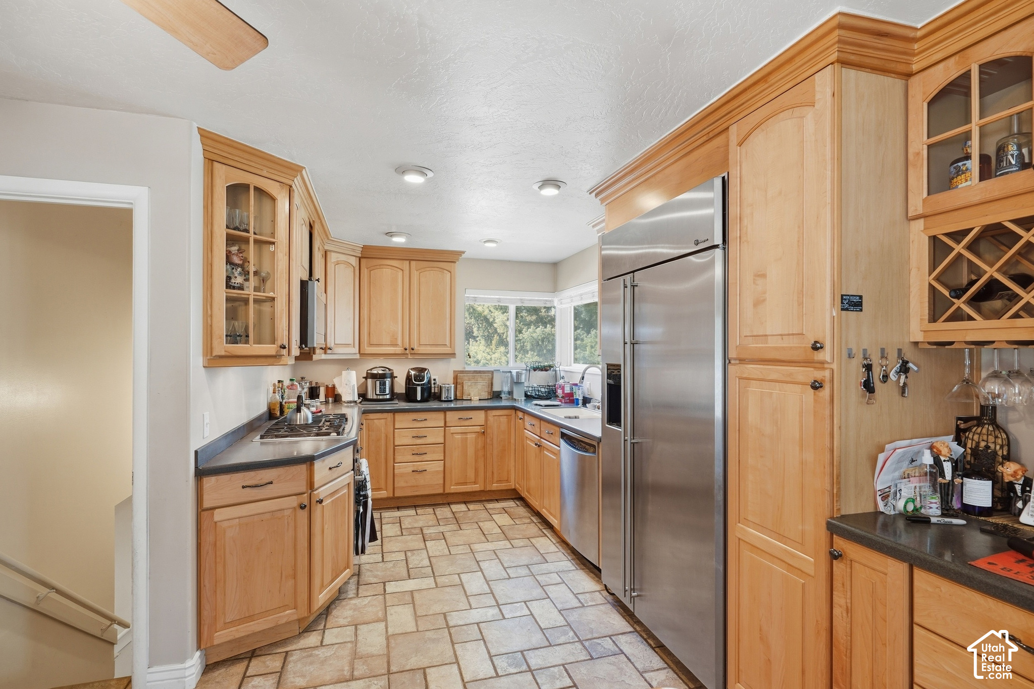 main property photo 9