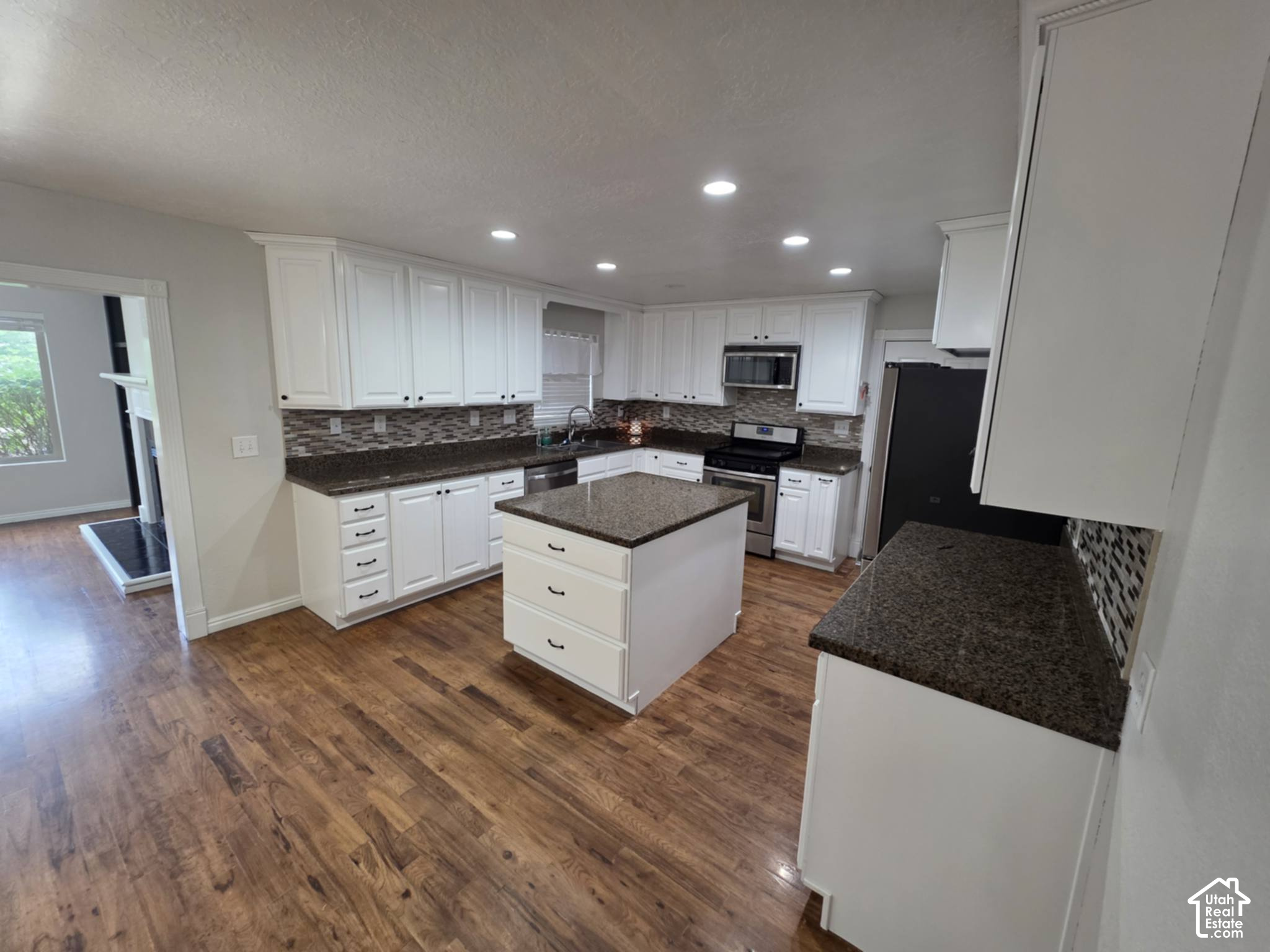 main property photo 63