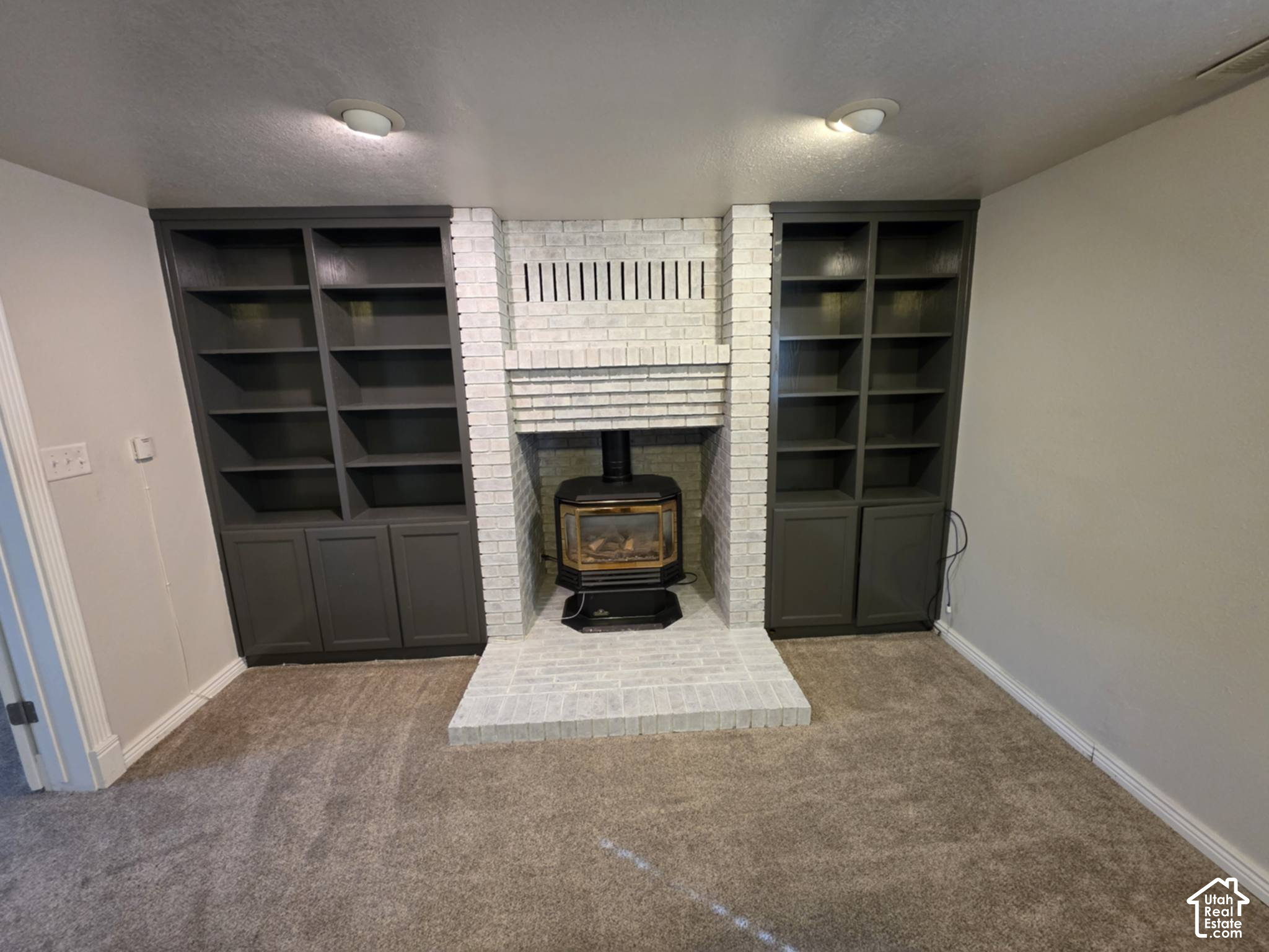 main property photo 77
