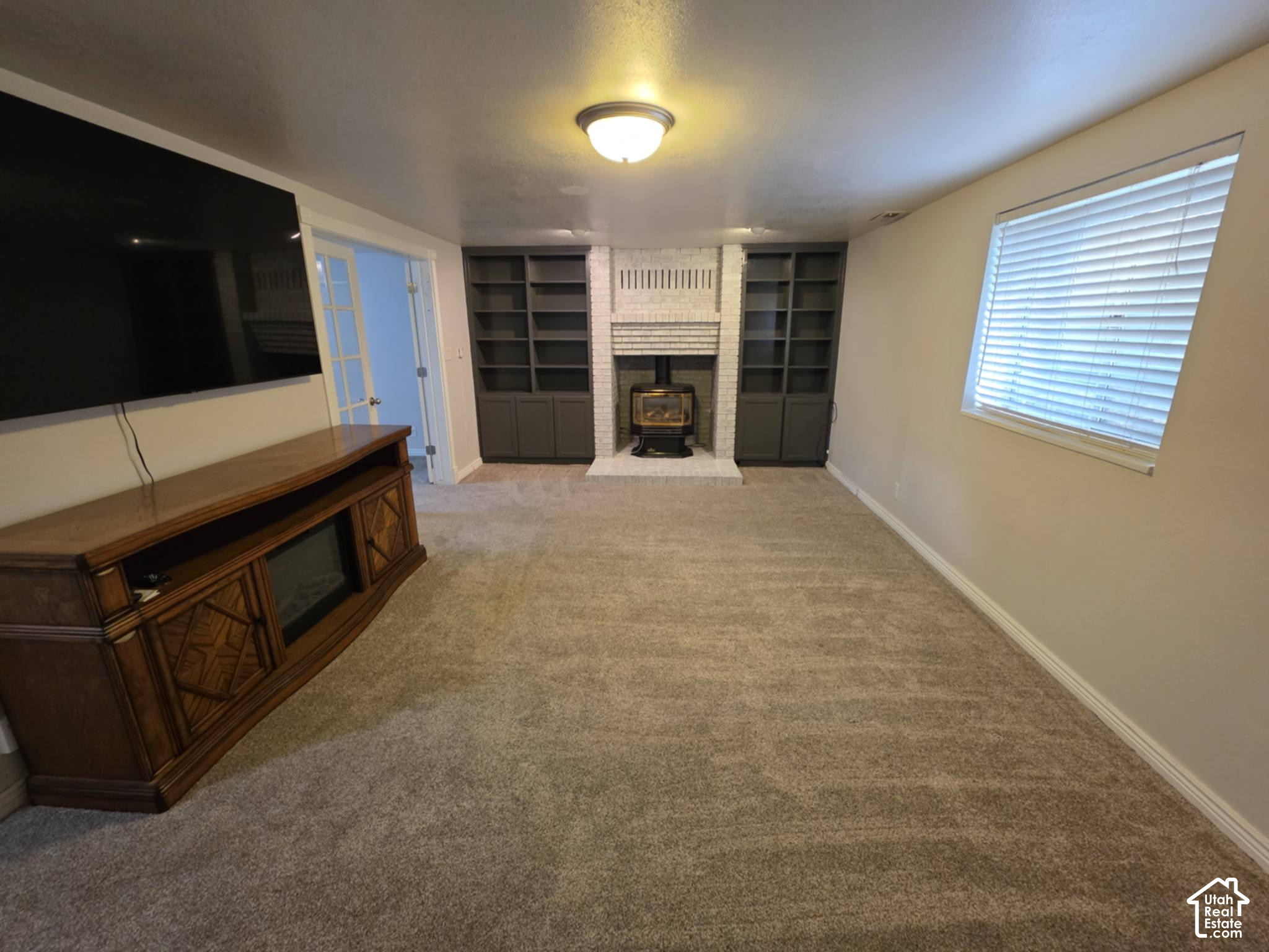 main property photo 80