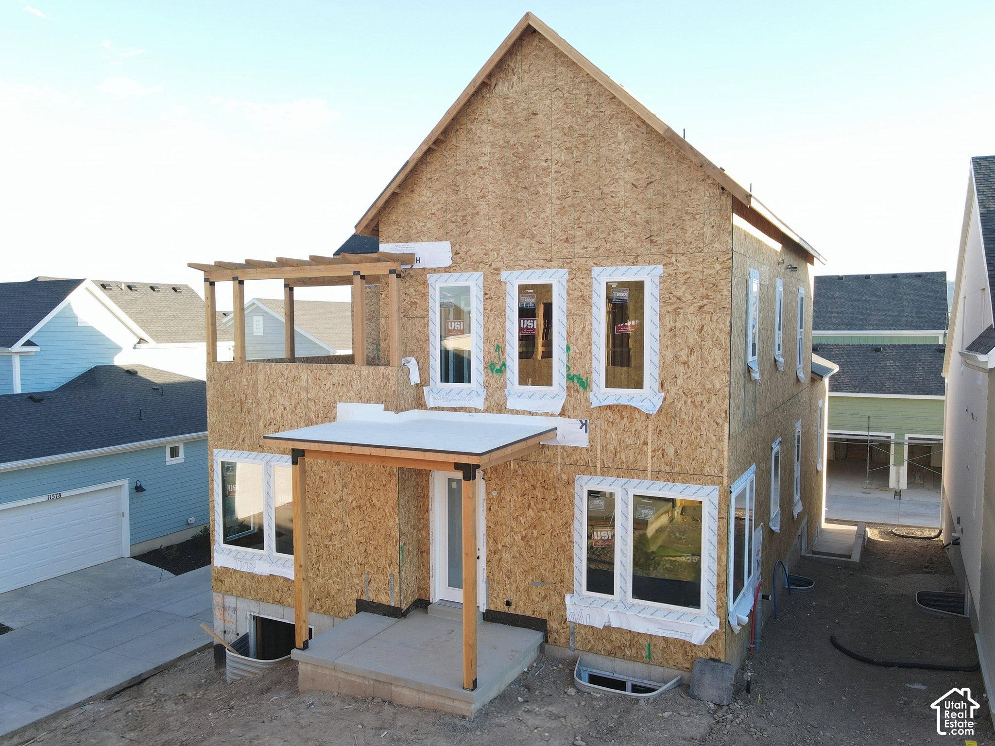 main property photo 23