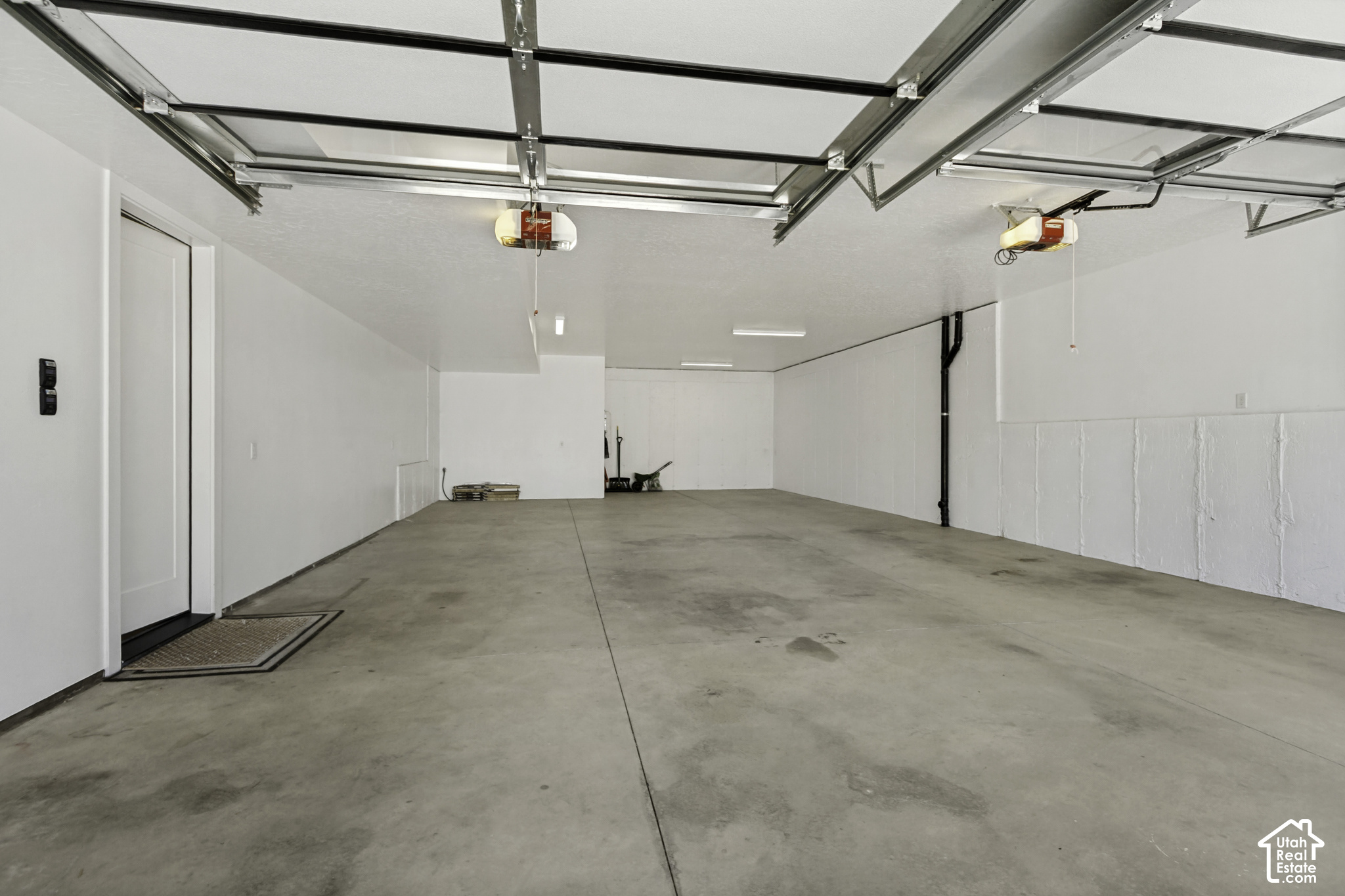 main property photo 61