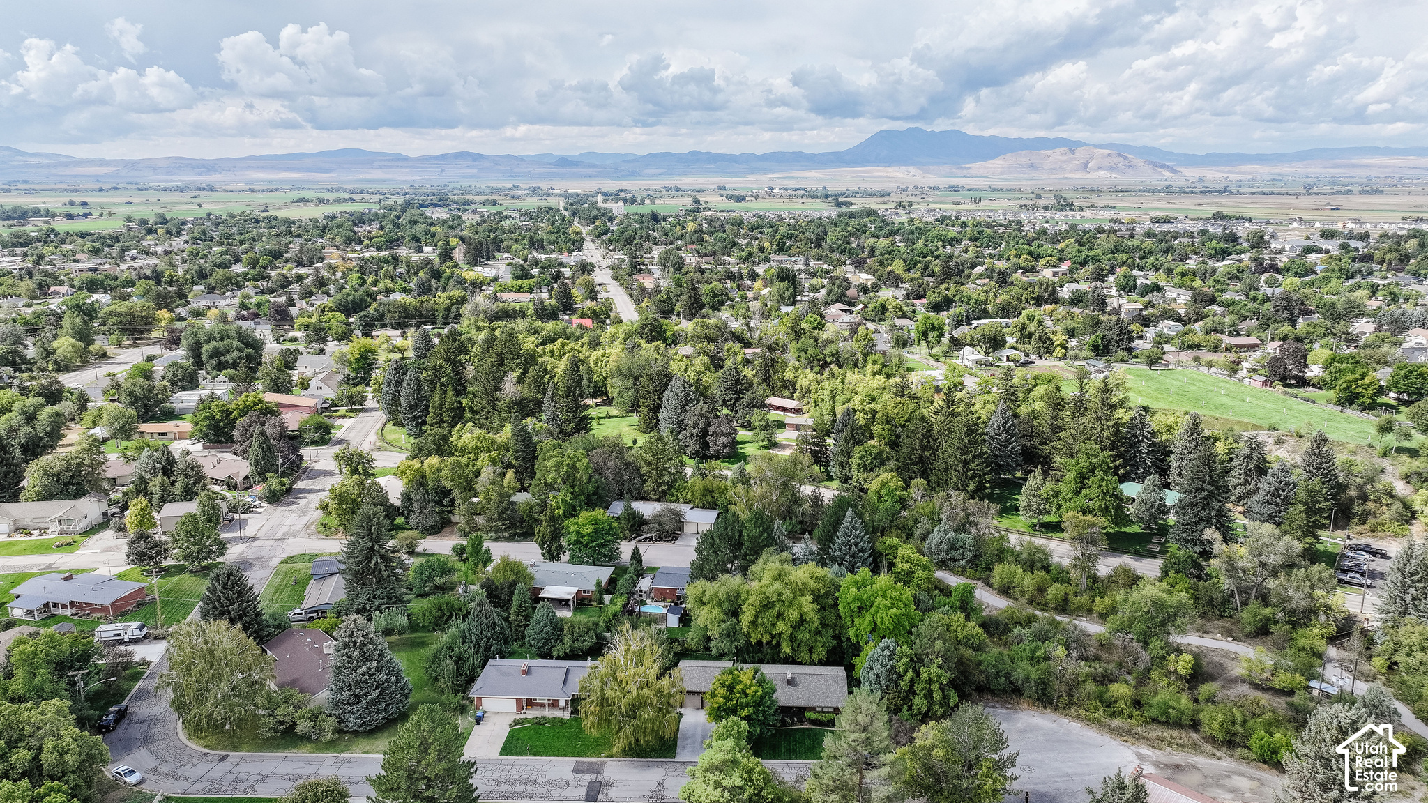 main property photo 57