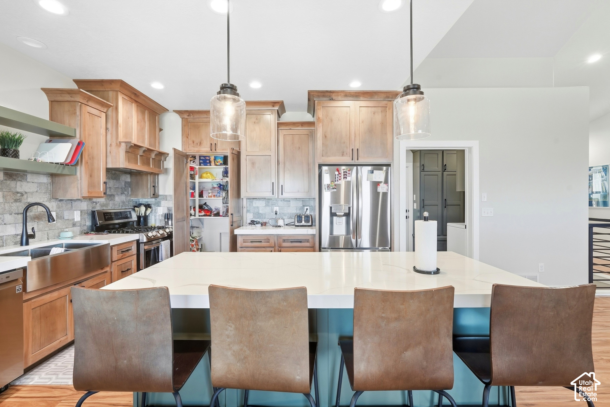 main property photo 14