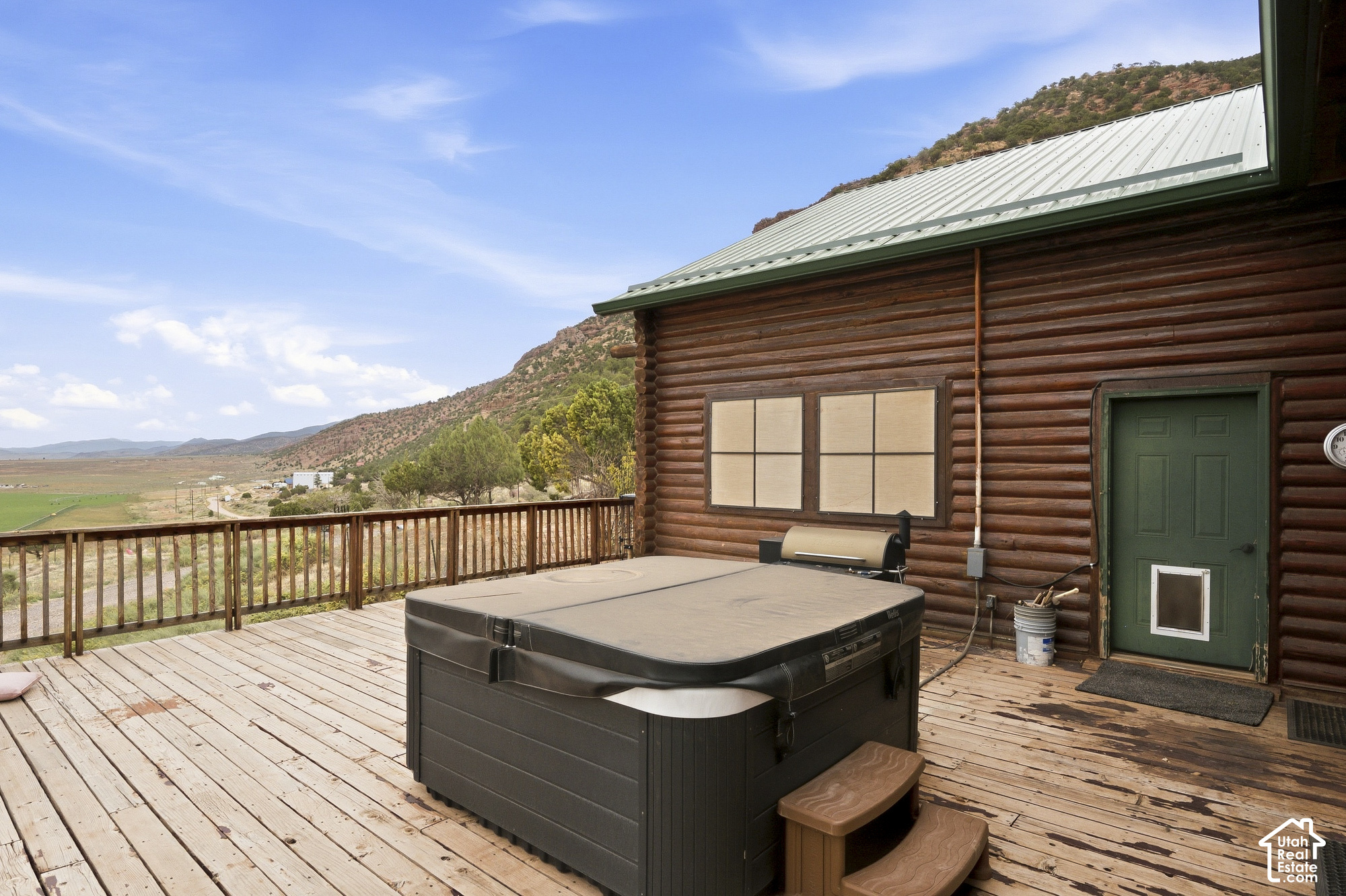 main property photo 34