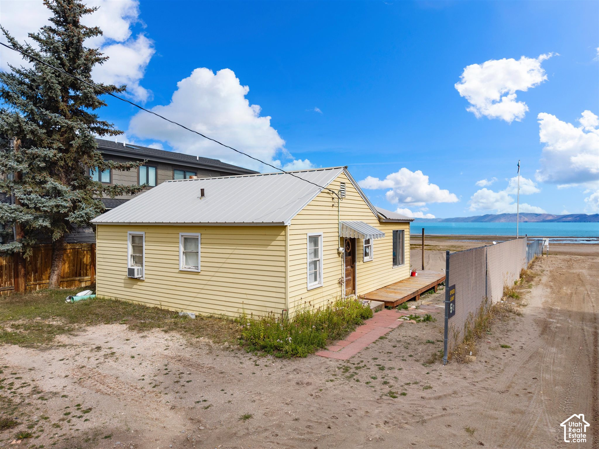 main property photo 3