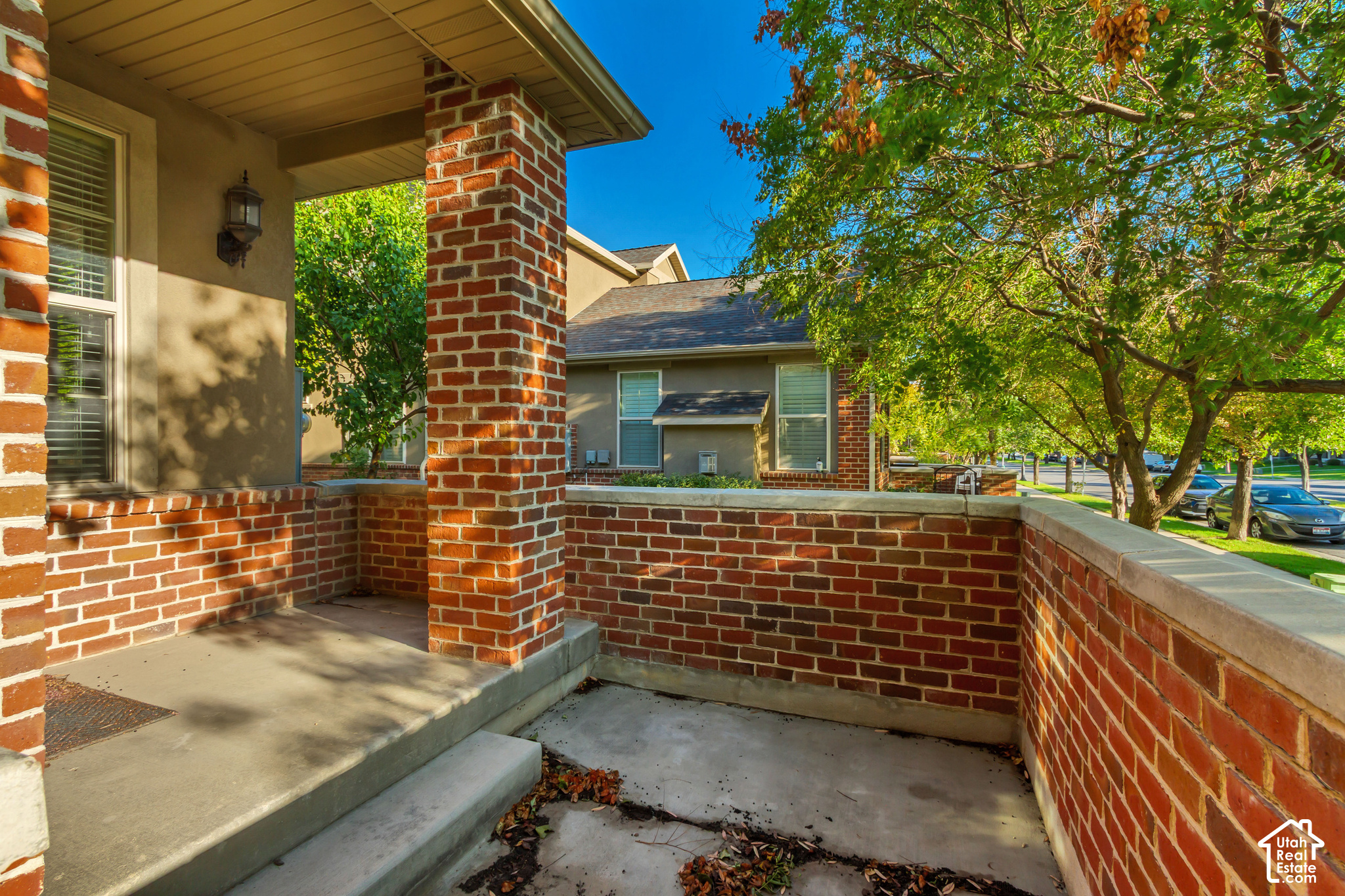 main property photo 34