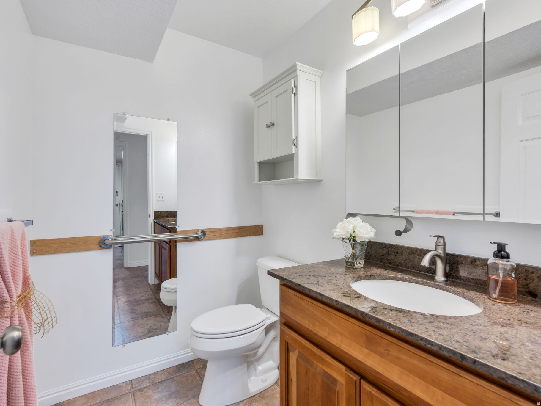 main property photo 21