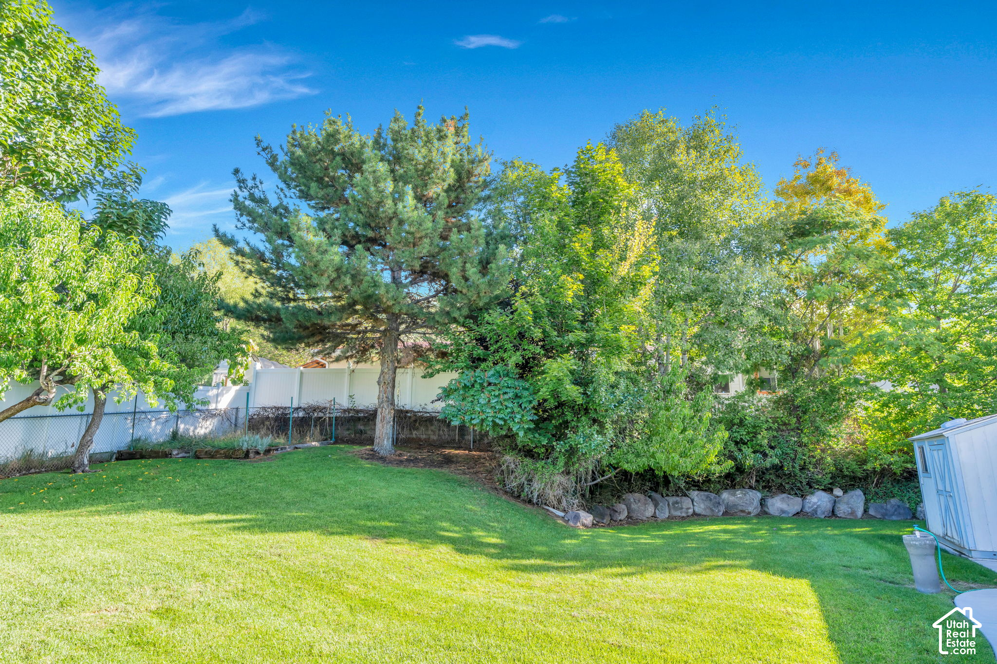 main property photo 50