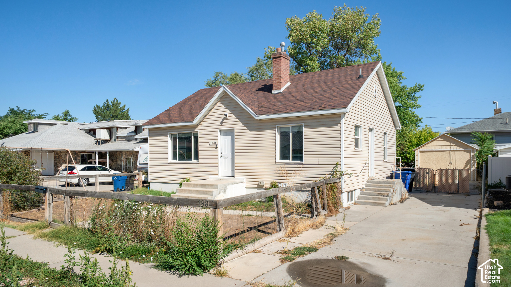 main property photo 17