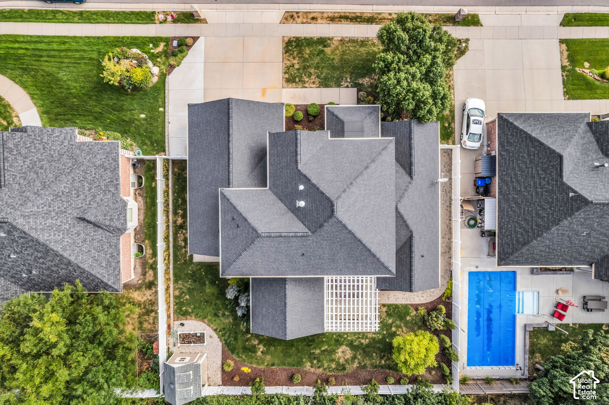 main property photo 65
