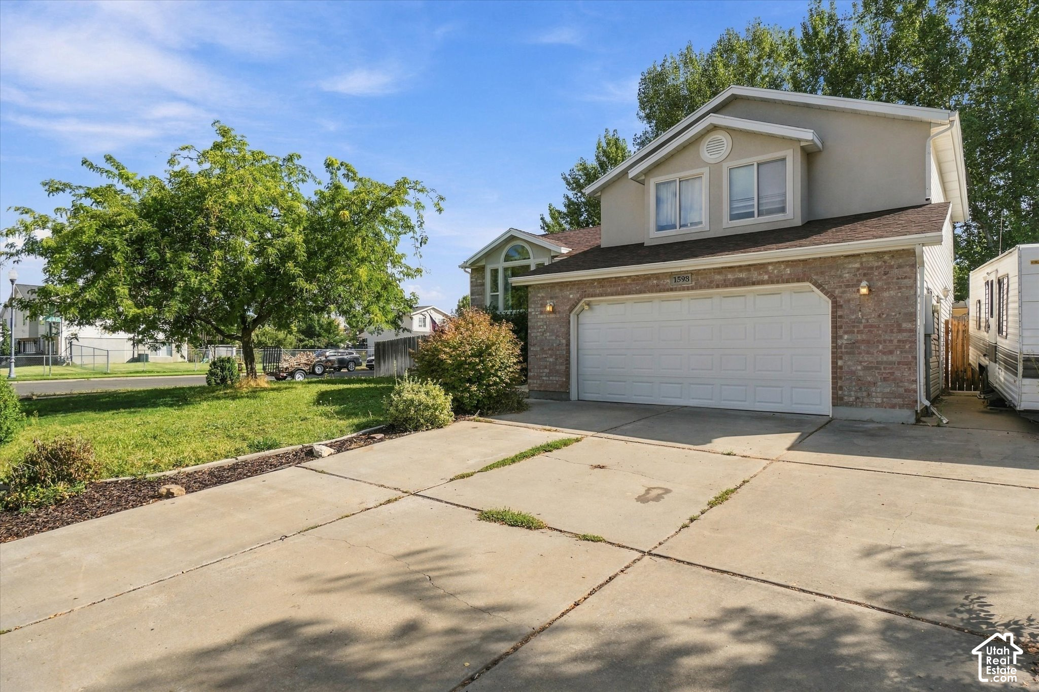 main property photo 2
