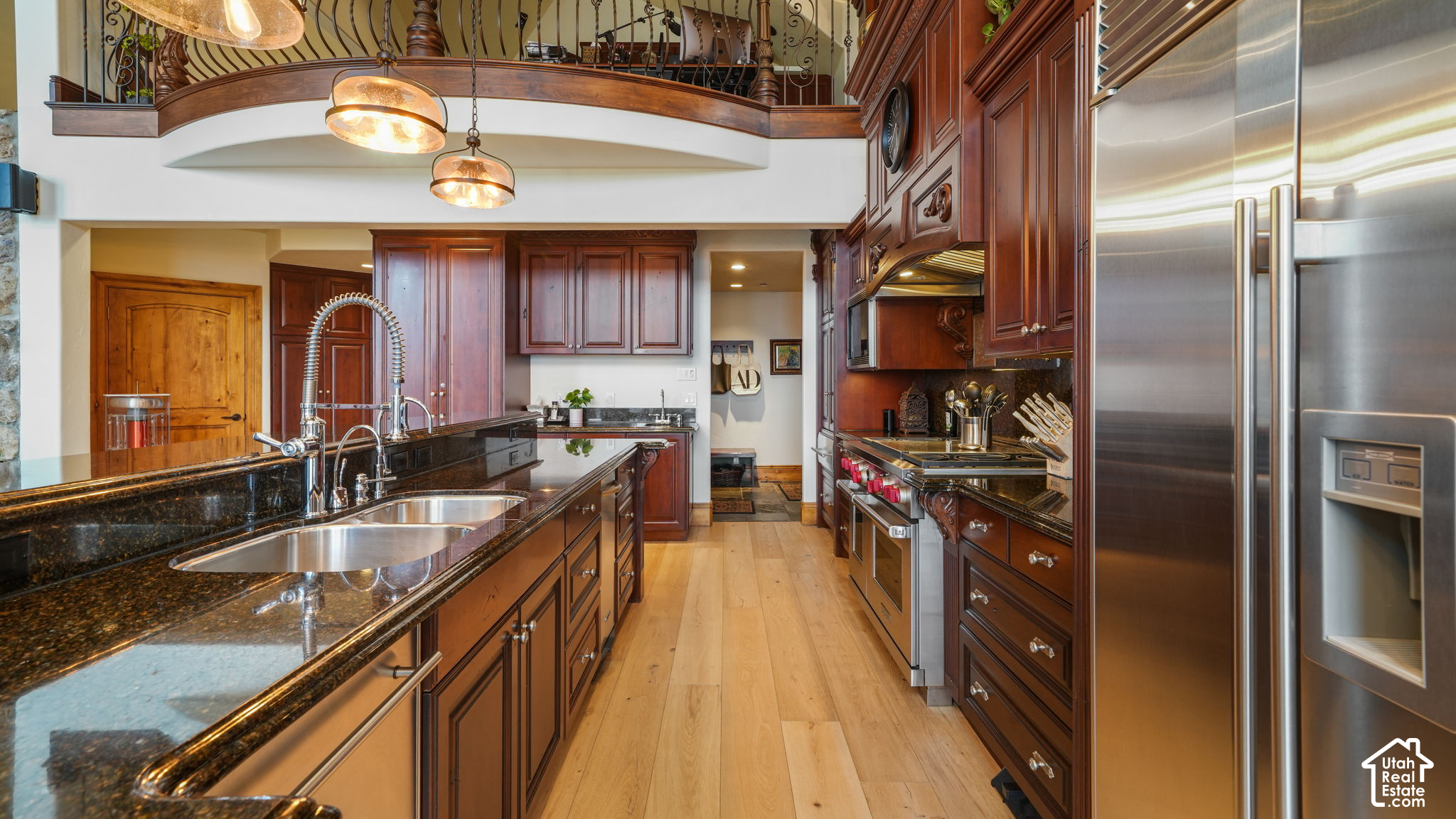 main property photo 18