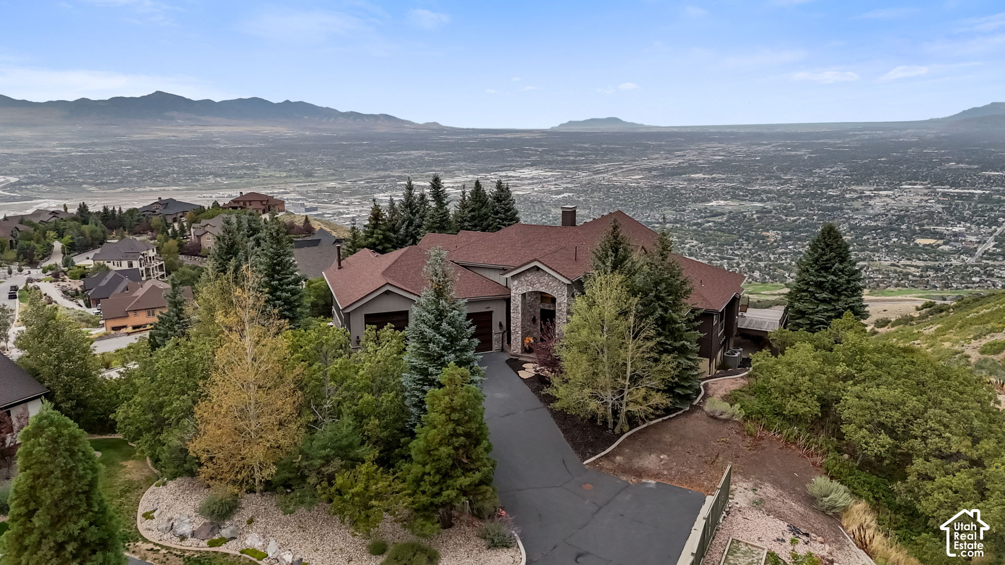 main property photo 44