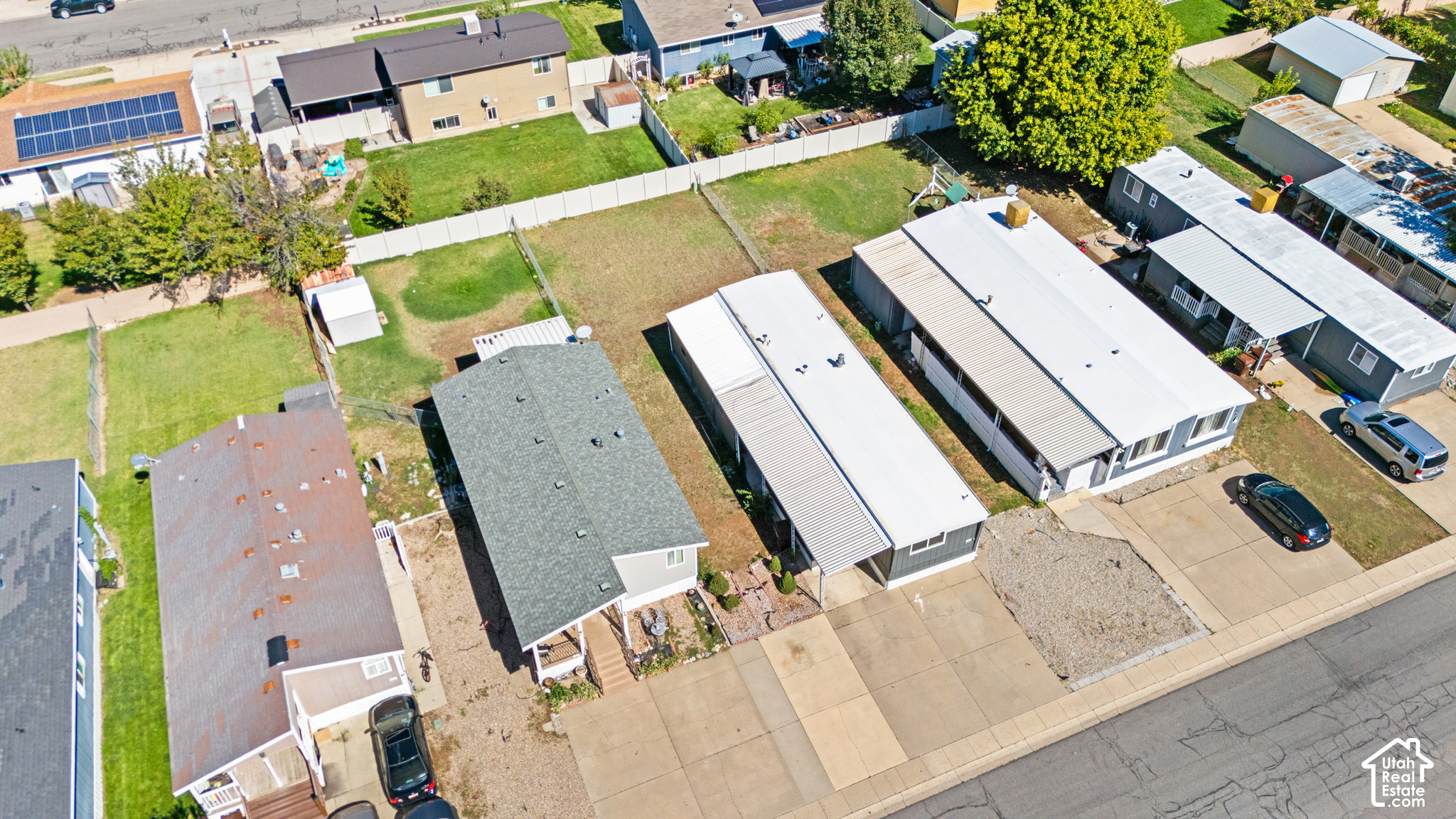 main property photo 20