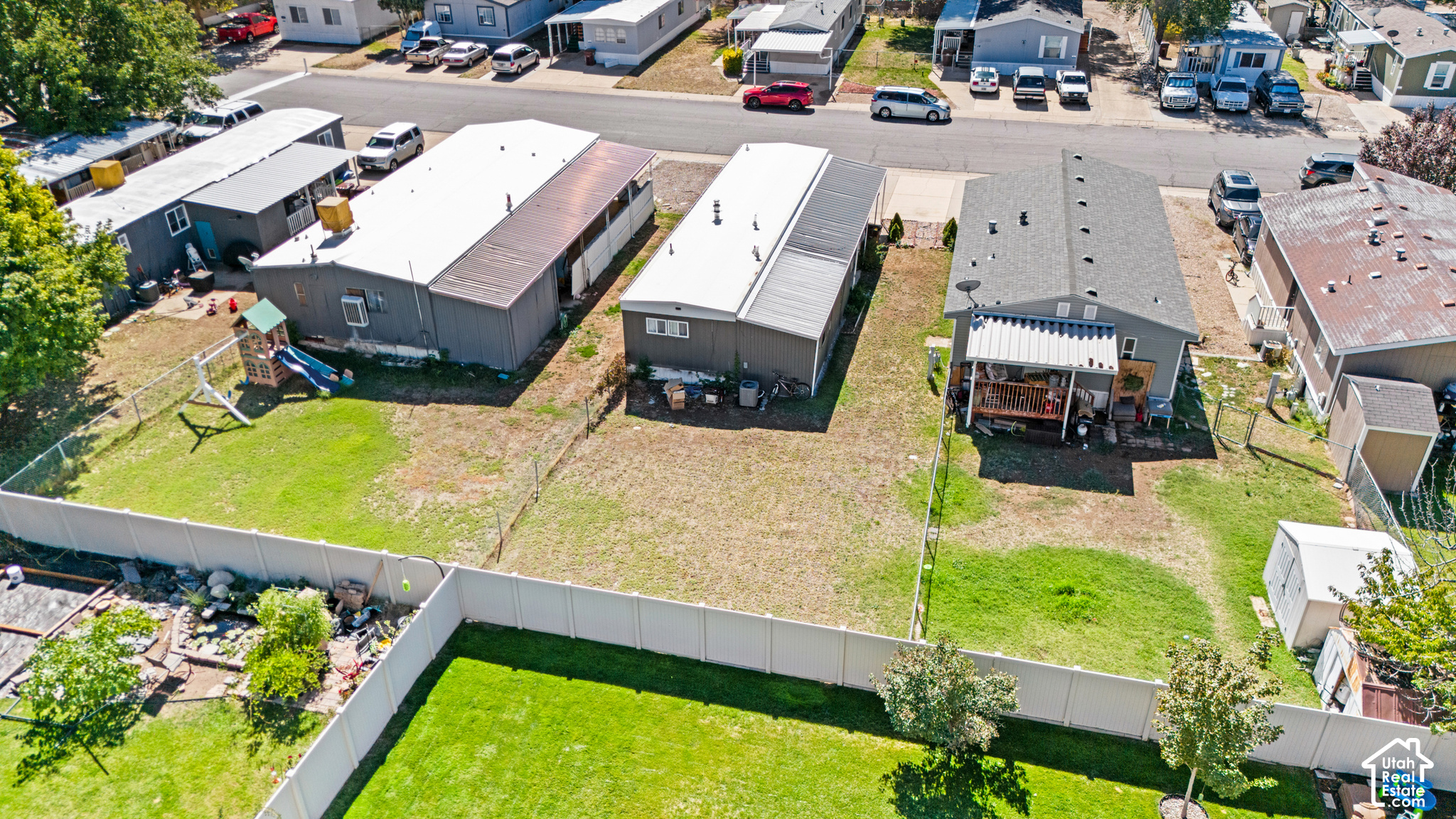 main property photo 22