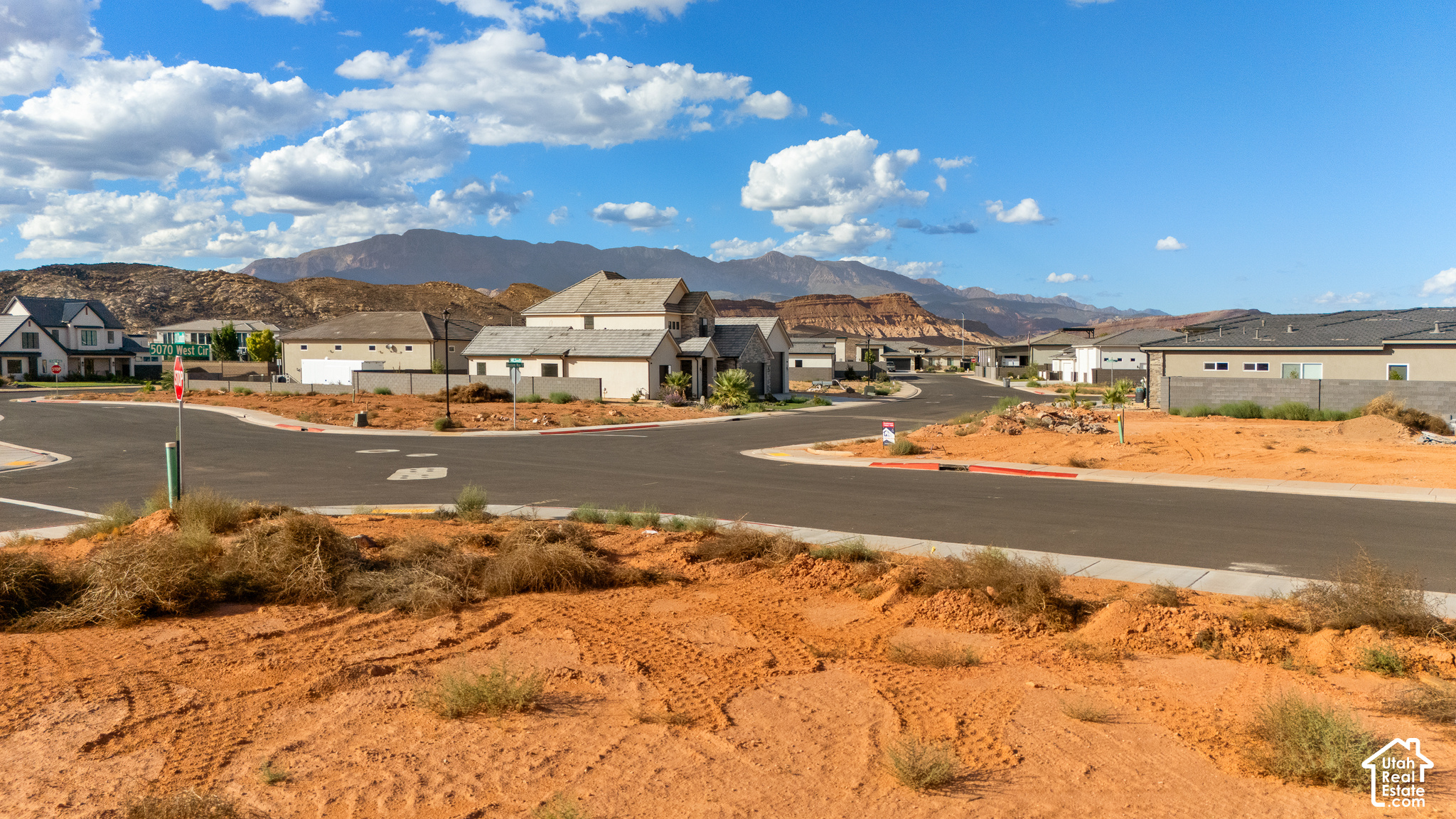 main property photo 6