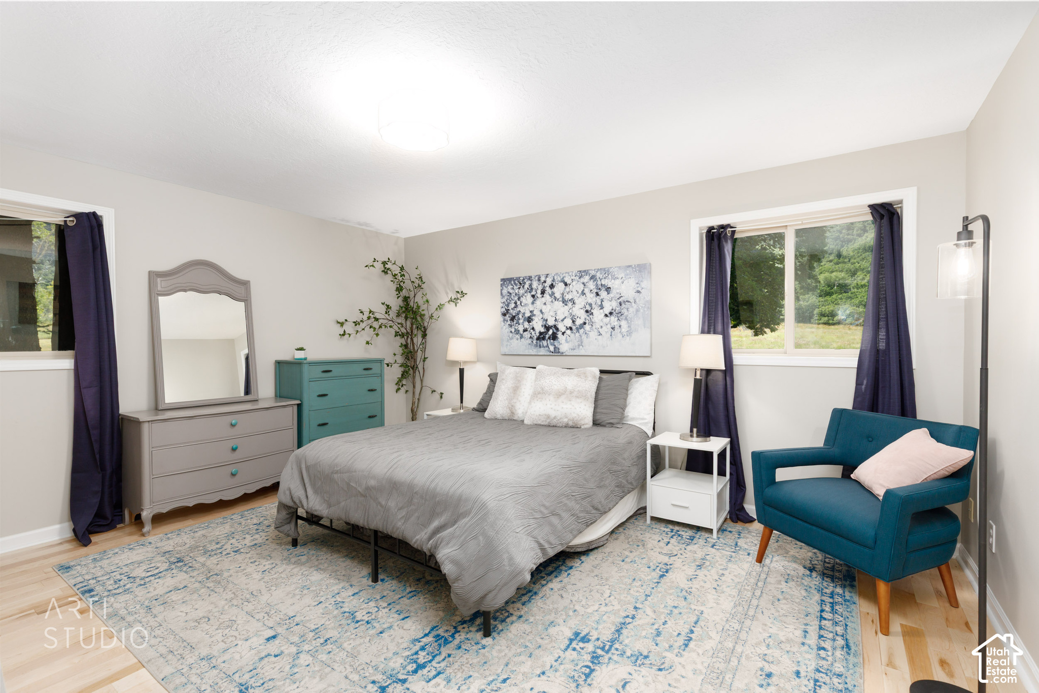 main property photo 10