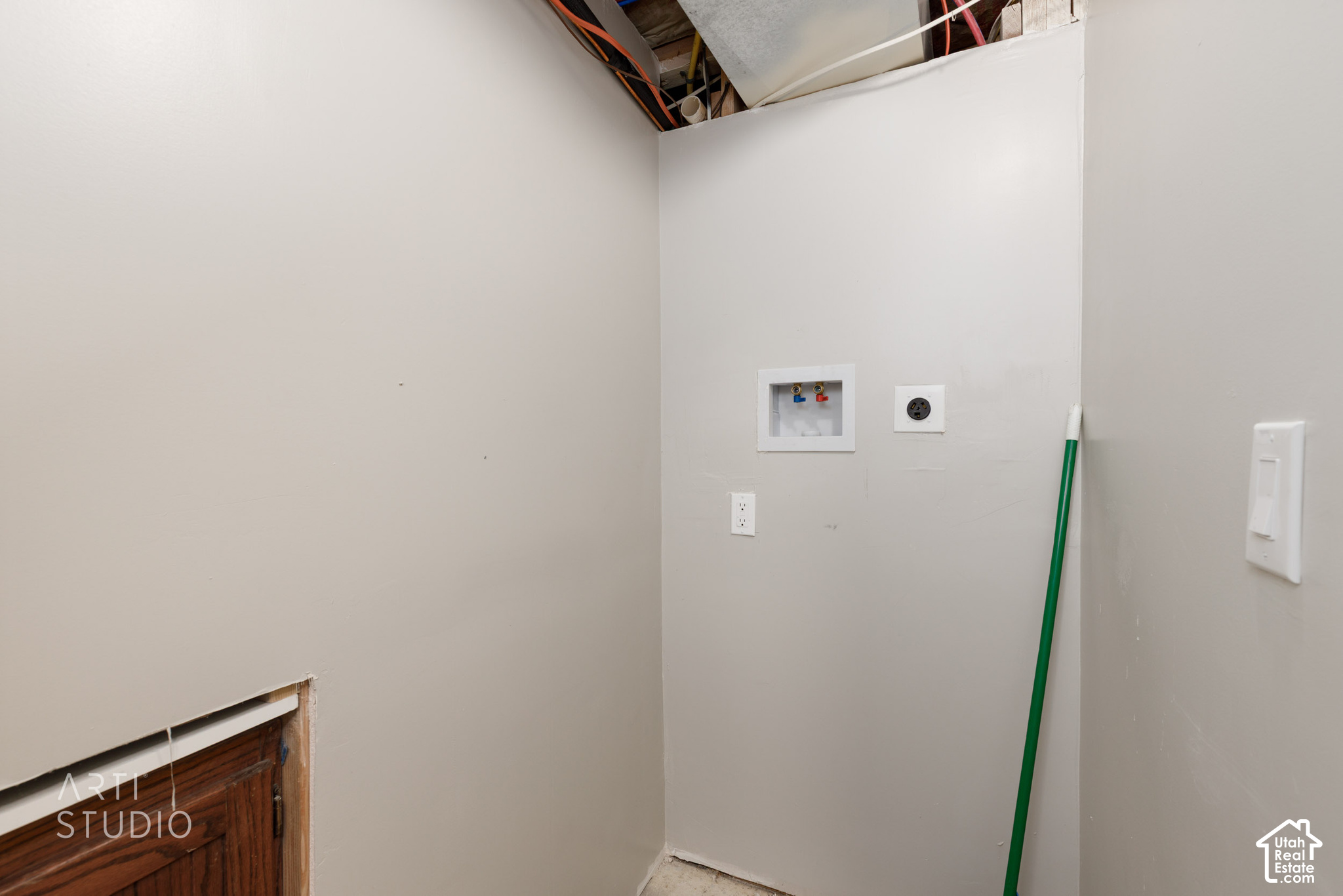 main property photo 19