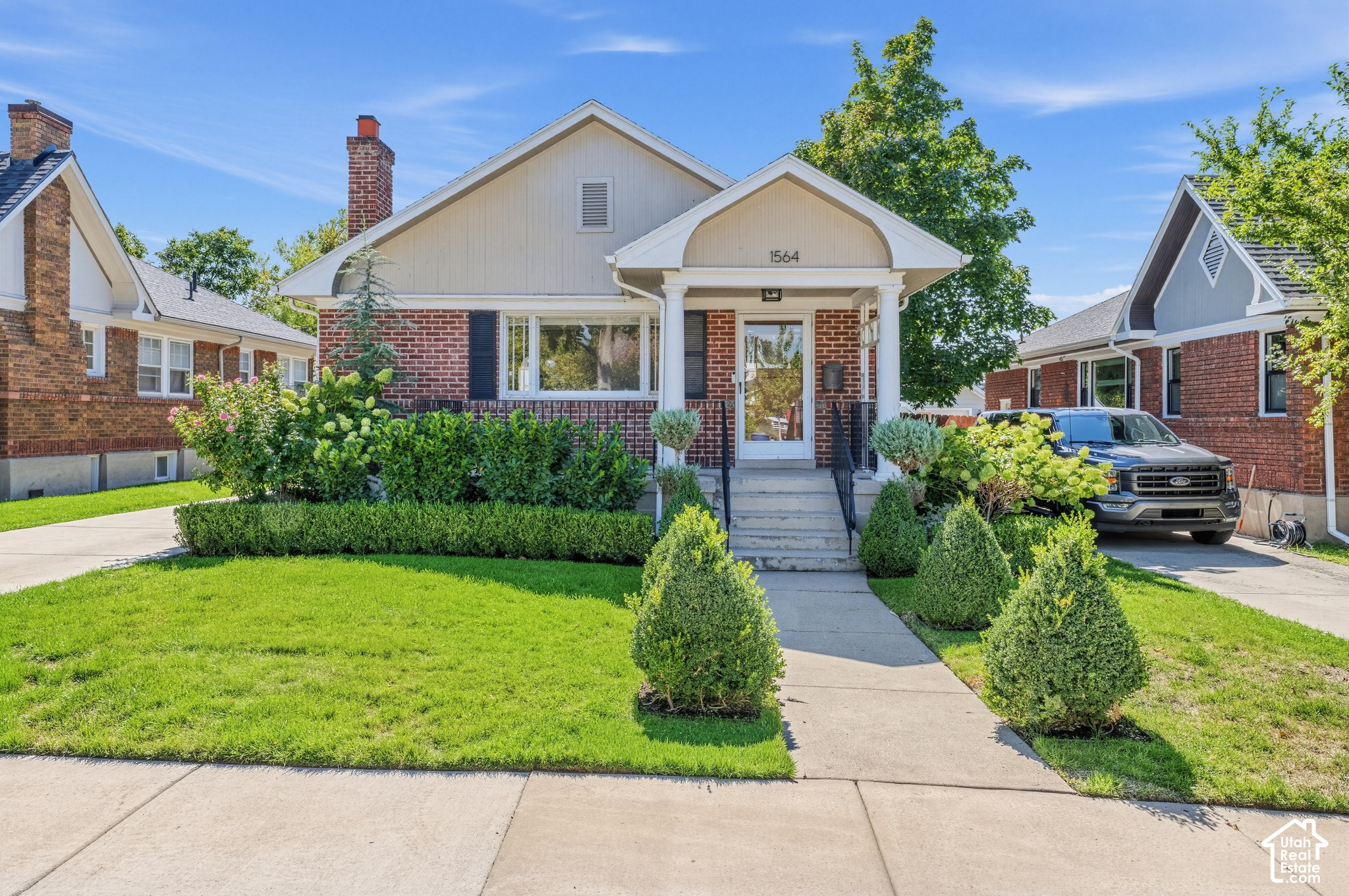 main property photo 2
