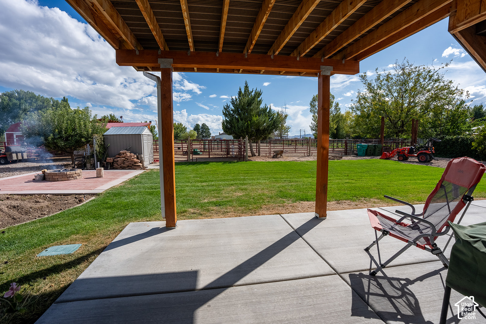 main property photo 20