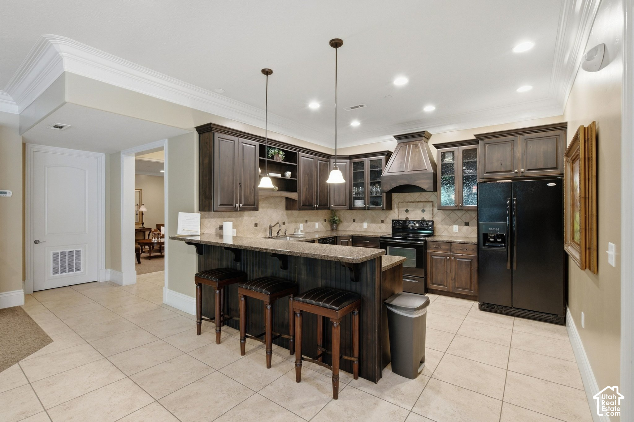 main property photo 64